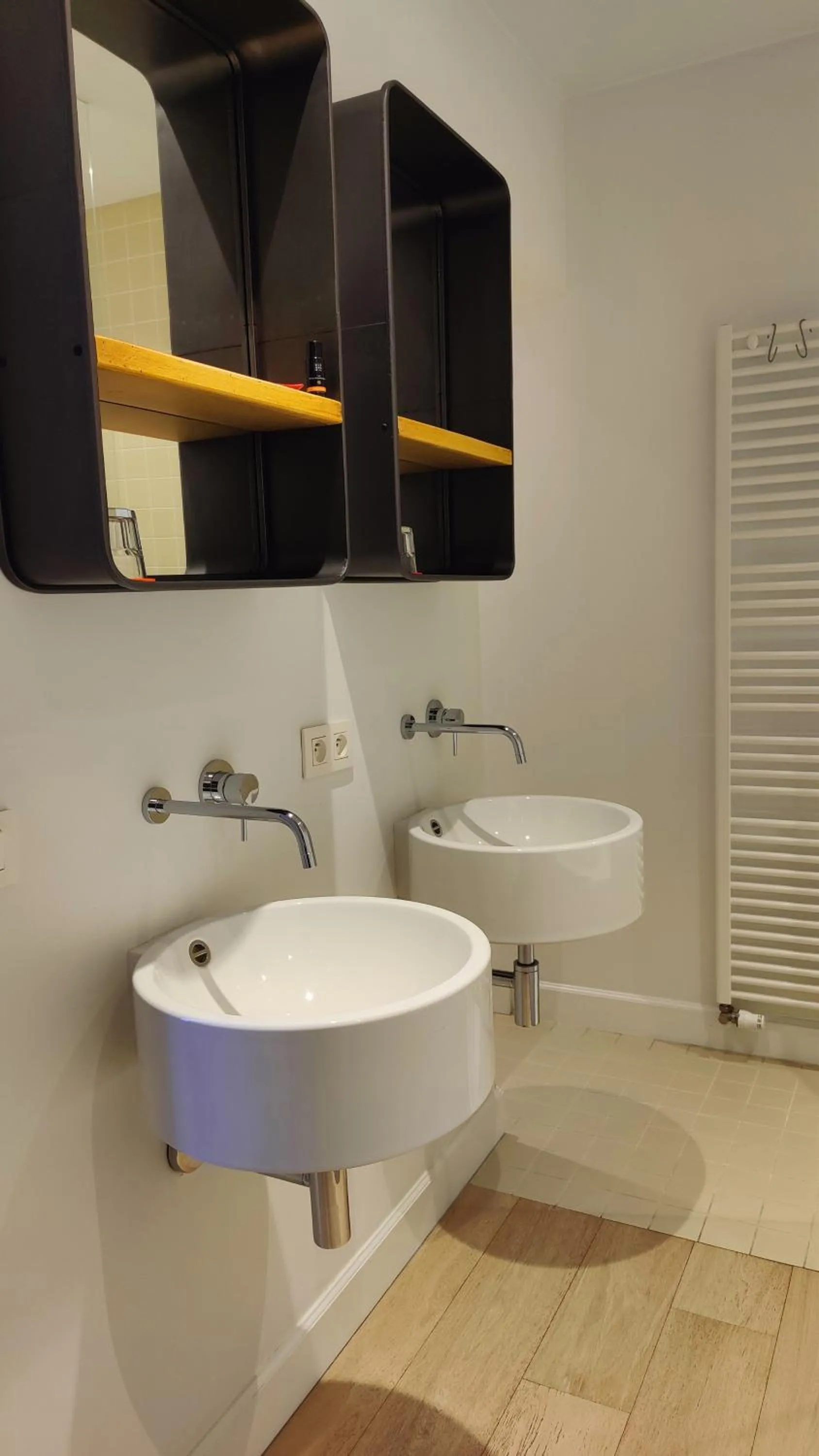 Property building in b&b les invités