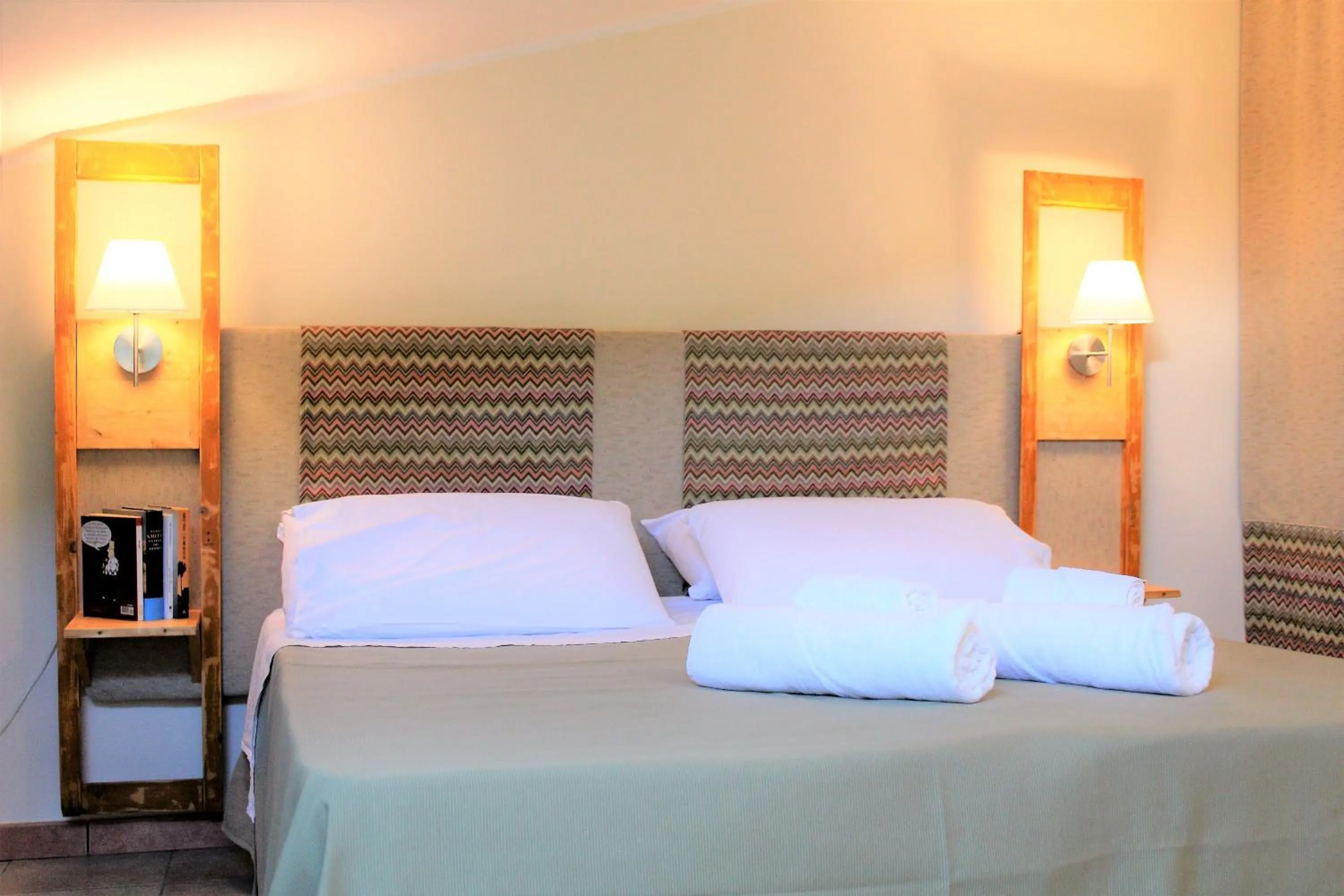 Bed in BBuSS Country Club