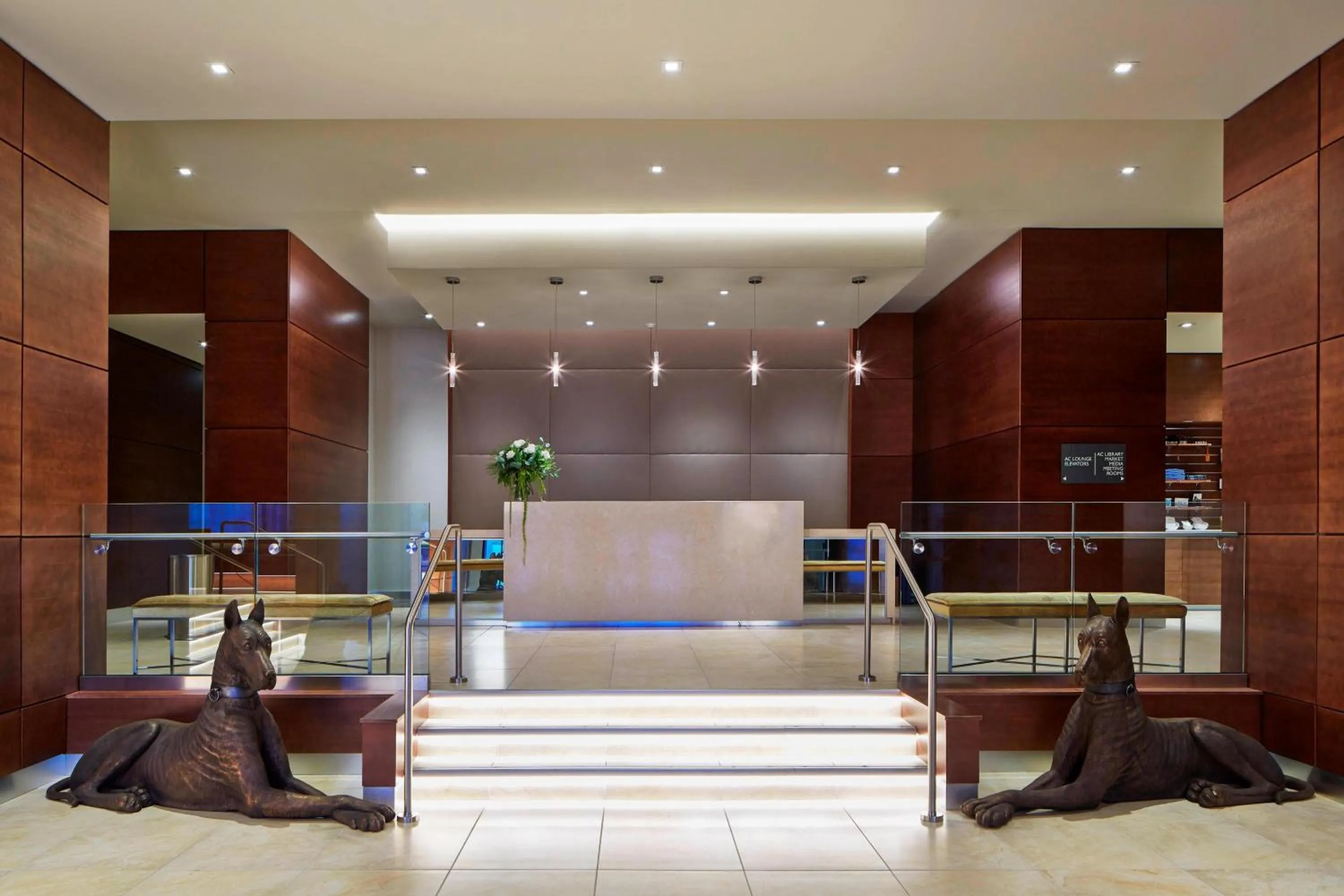 Lobby or reception in AC Hotel by Marriott Des Moines East Village