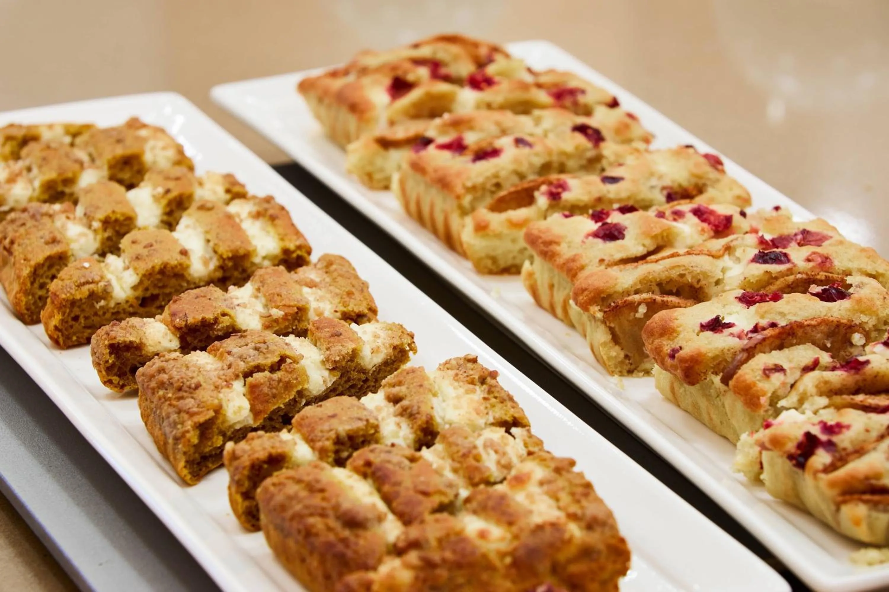 Kitchen or kitchenette in AC Hotel by Marriott Miami Aventura