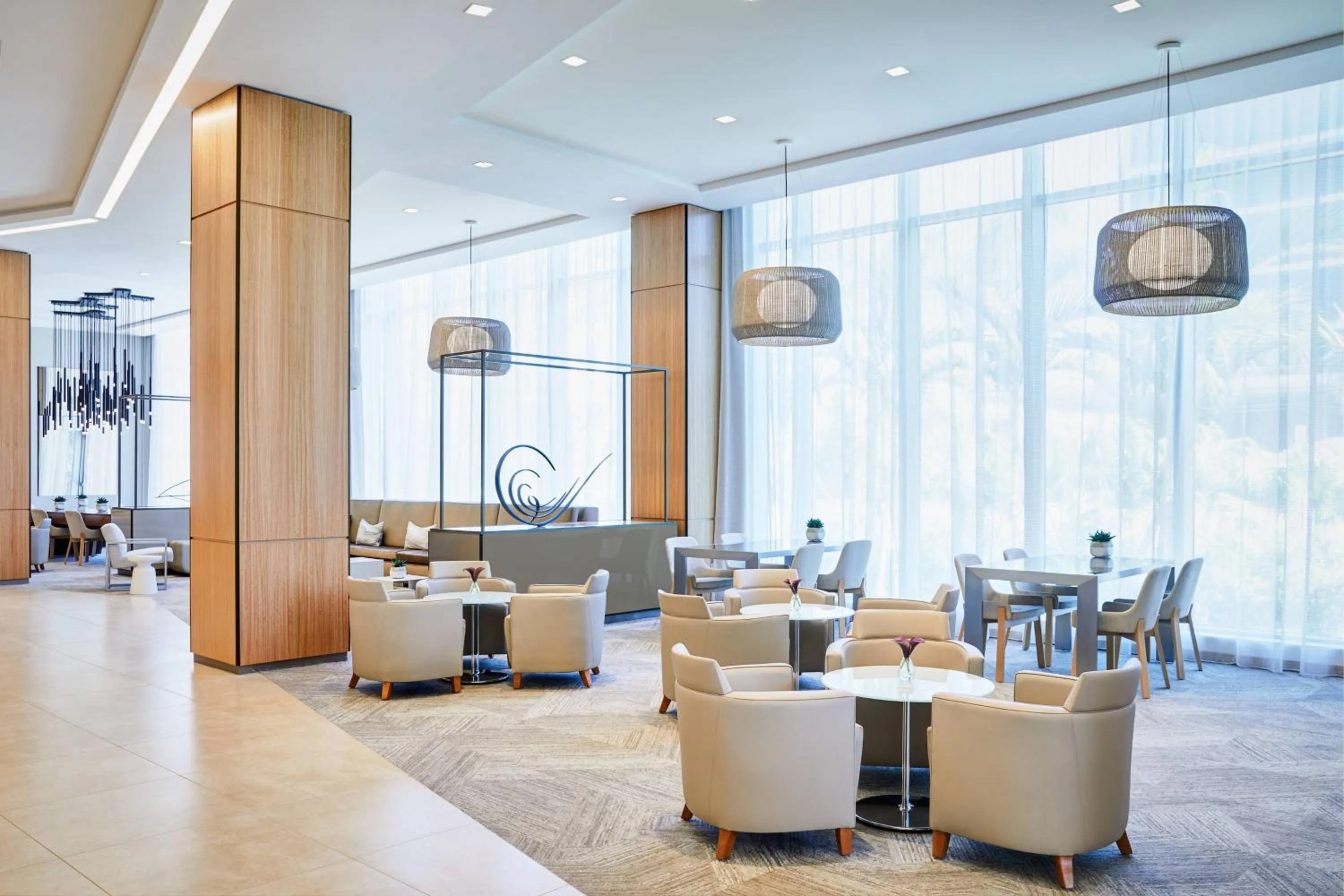 Lounge or bar in AC Hotel by Marriott Miami Aventura