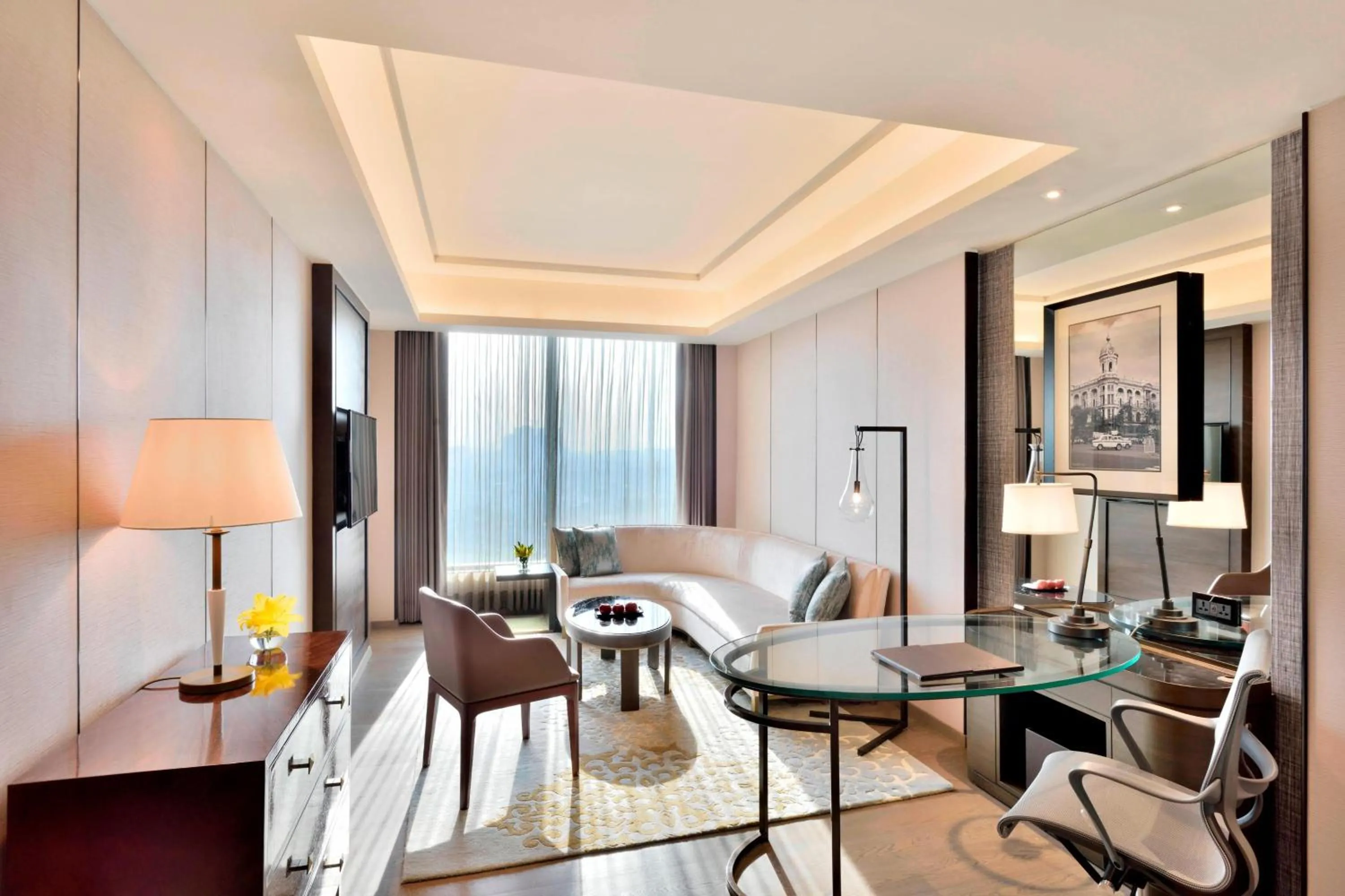 Photo of the whole room in JW Marriott Hotel Kolkata