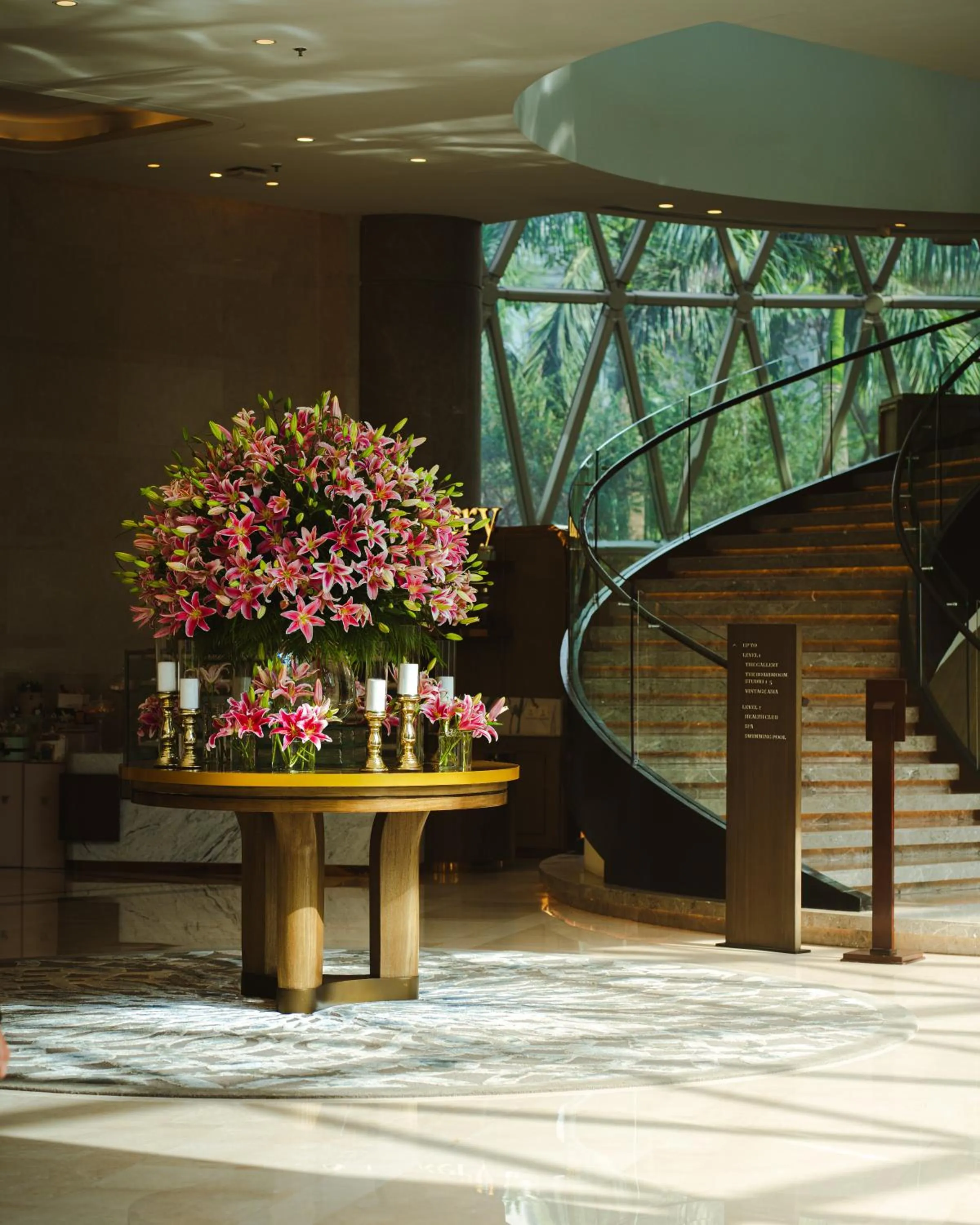 Lobby or reception in JW Marriott Hotel Kolkata