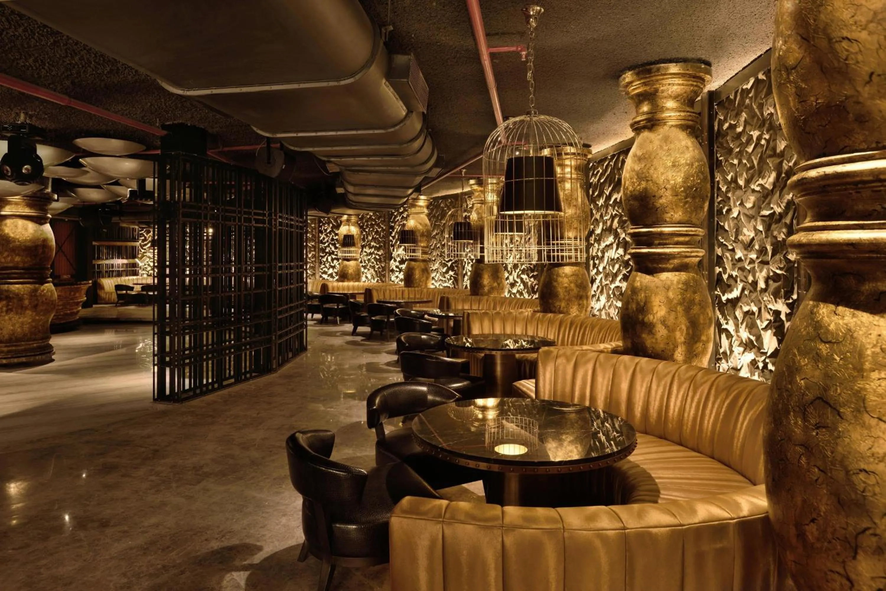 Restaurant/places to eat in JW Marriott Hotel Kolkata