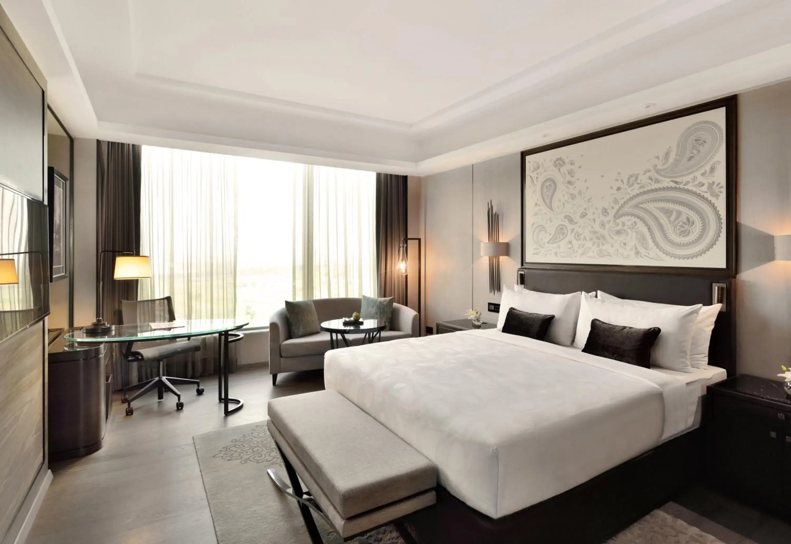 Executive King room with Lounge Access & One way Airport Transfer - single occupancy in JW Marriott Hotel Kolkata Executive King room with Lounge Access & One way Airport Transfer - single occupancy in JW Marriott Hotel Kolkata