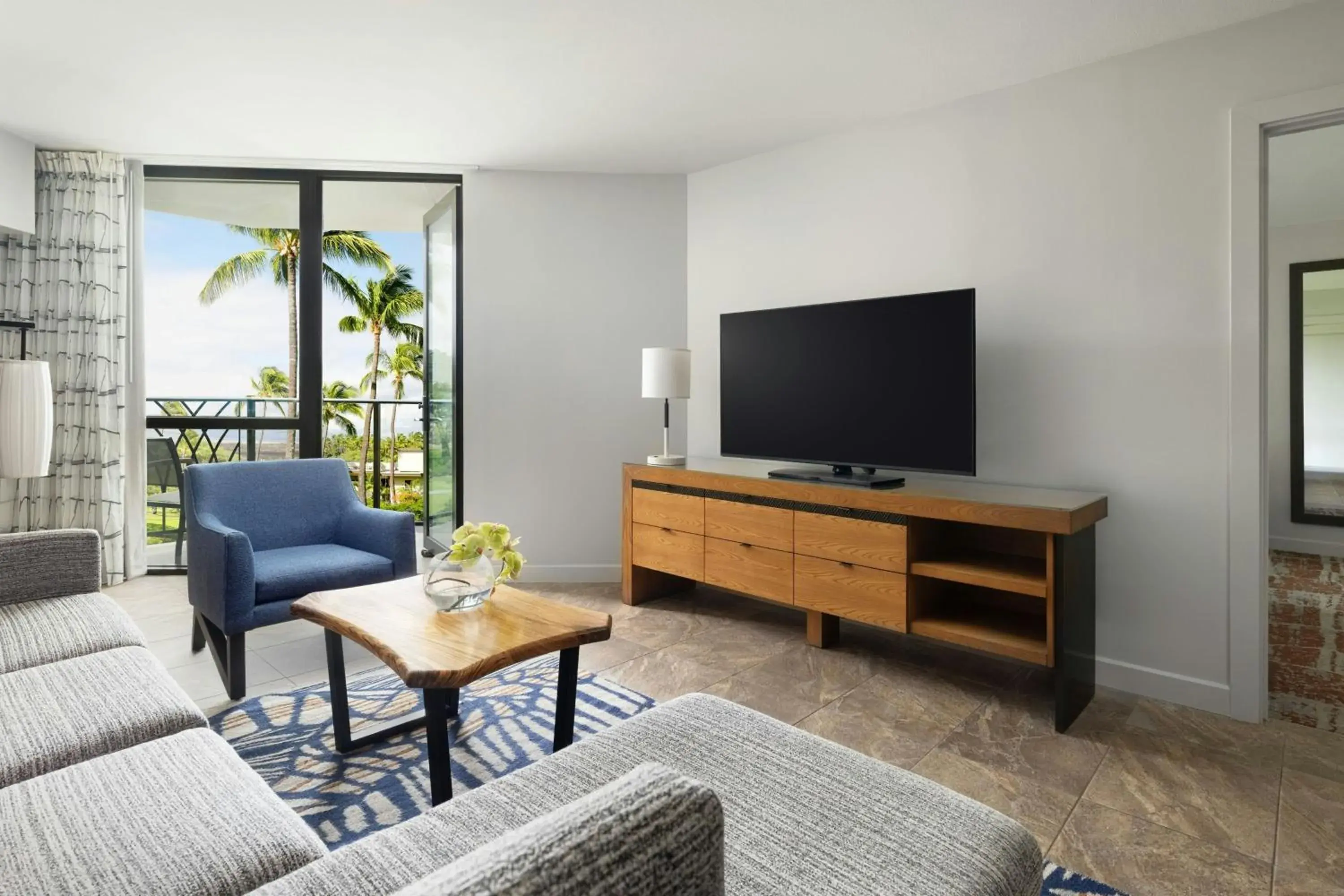 One-Bedroom Suite with Sofa Bed in Marriott’s Waikoloa Ocean Club One-Bedroom Suite with Sofa Bed in Marriott’s Waikoloa Ocean Club