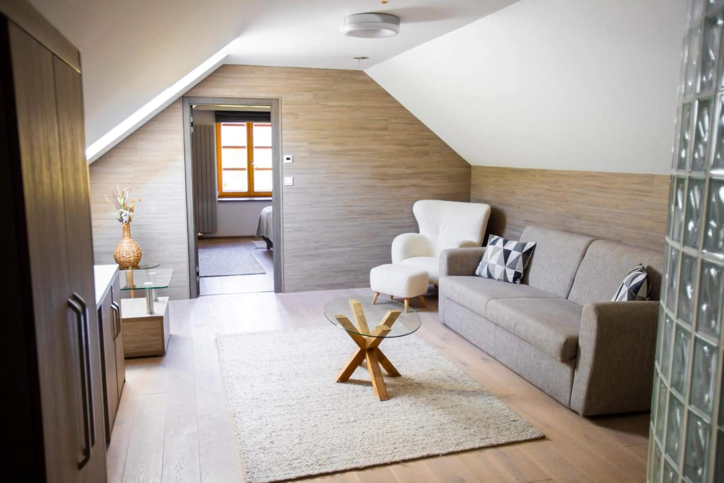 Living room, Bed in Amenity Hotel & Resort Špindlerův Mlýn