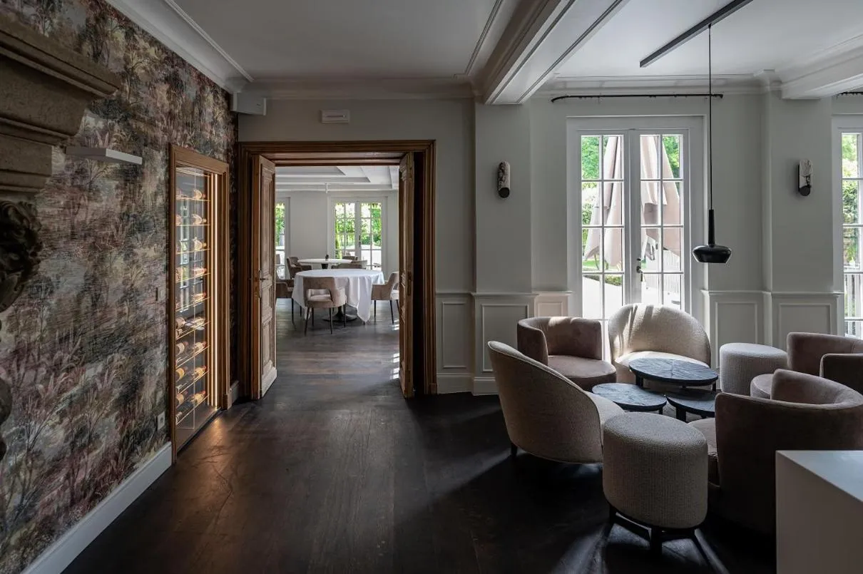 Restaurant/places to eat in La Butte aux Bois a Small Luxury Hotel of the World