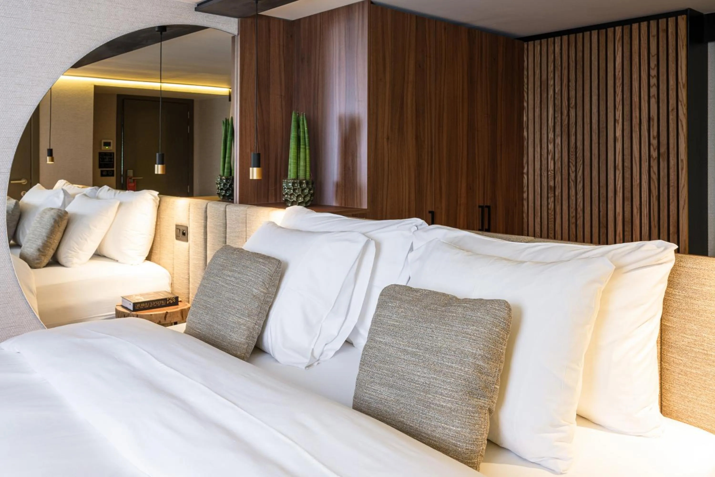 Bedroom, Bed in La Butte aux Bois a Small Luxury Hotel of the World