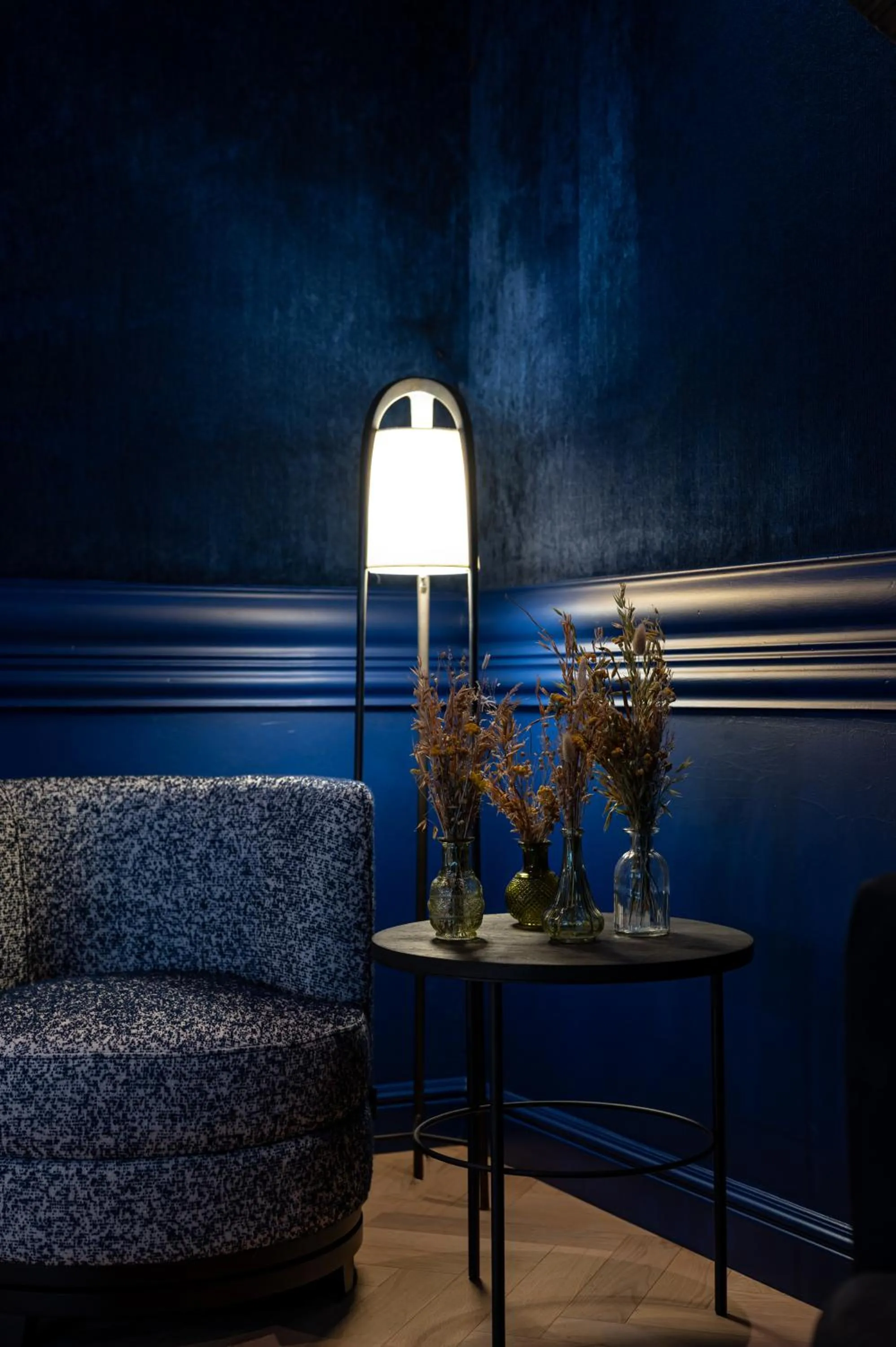 Lounge or bar in La Butte aux Bois a Small Luxury Hotel of the World