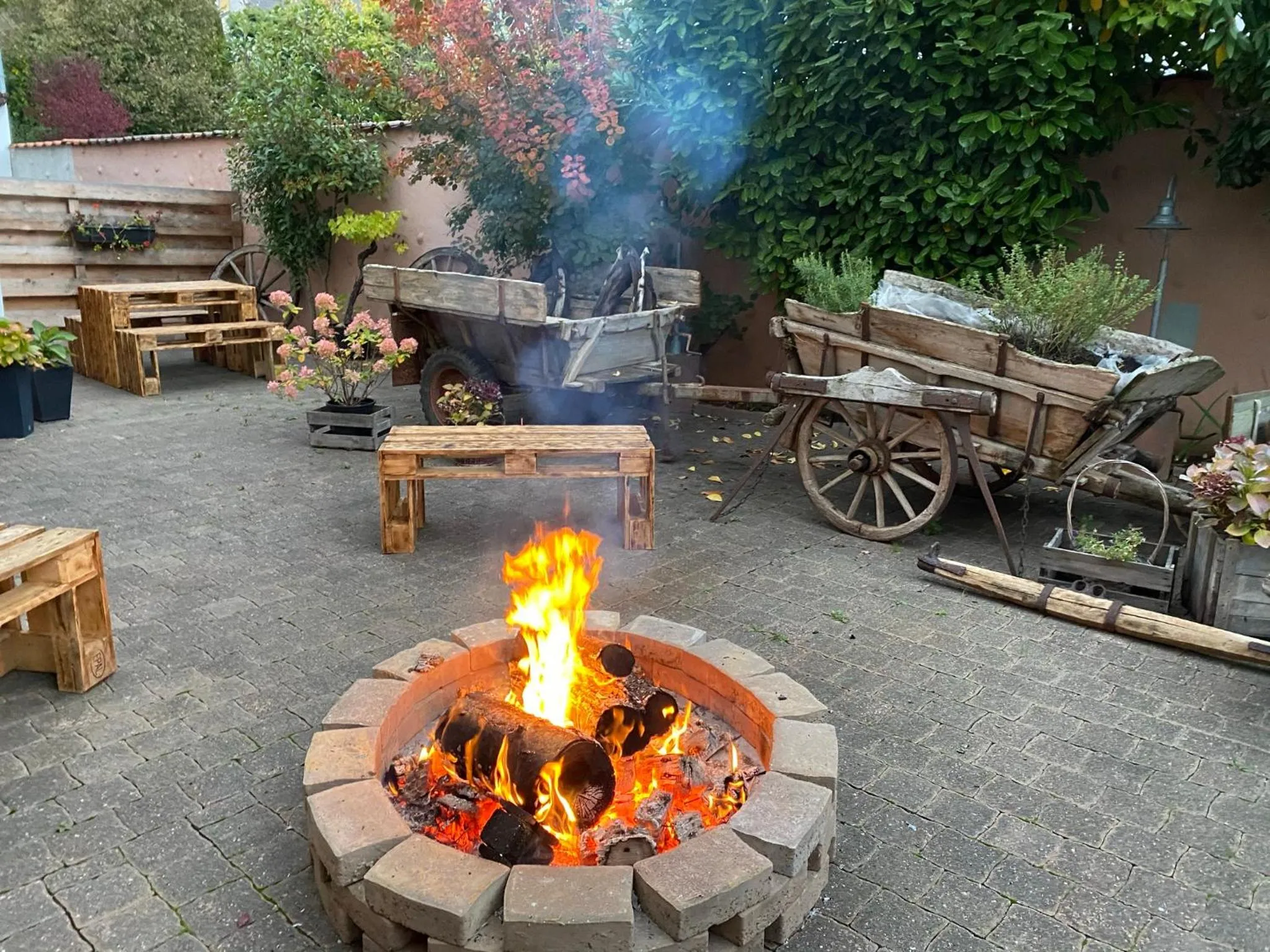 Seating area in Hotel Restaurant Goldenes Ross