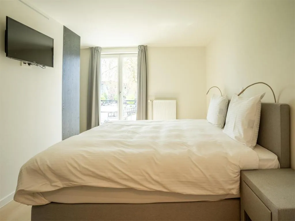 TV and multimedia, Bed in Lace Hotel