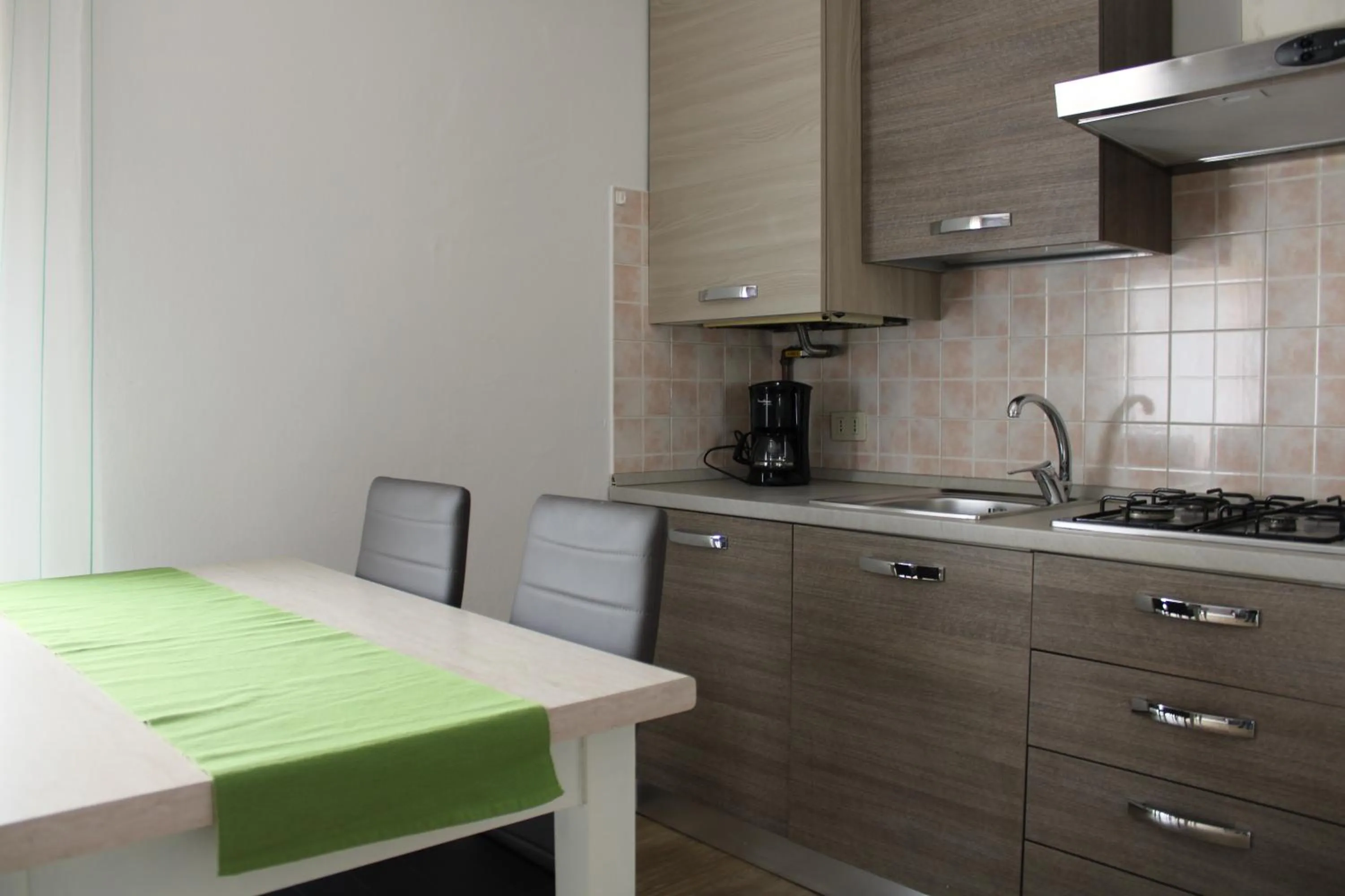 Communal kitchen in Residence Royal House