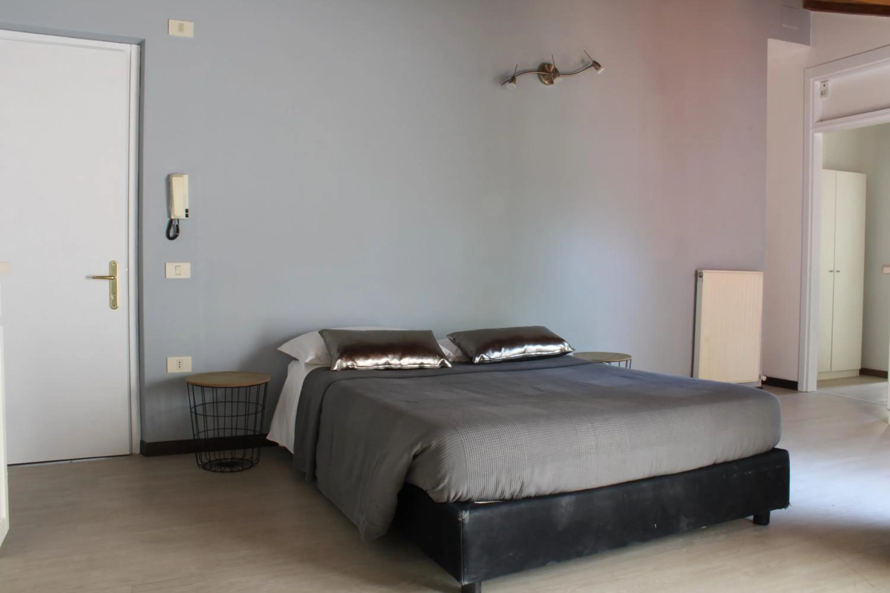 Bed in Residence Royal House