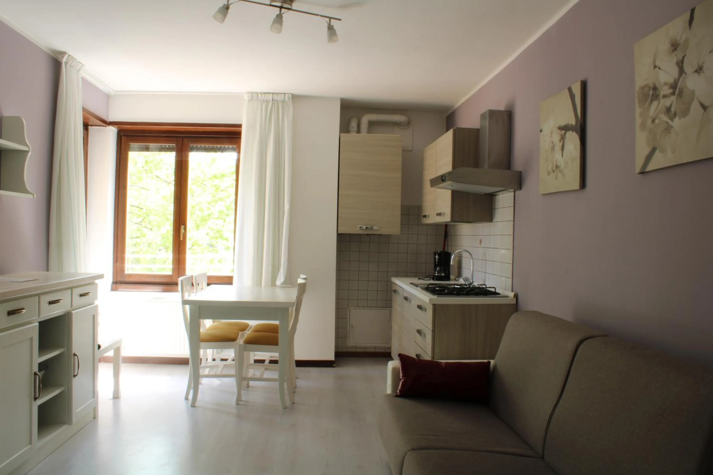 Kitchen or kitchenette in Residence Royal House