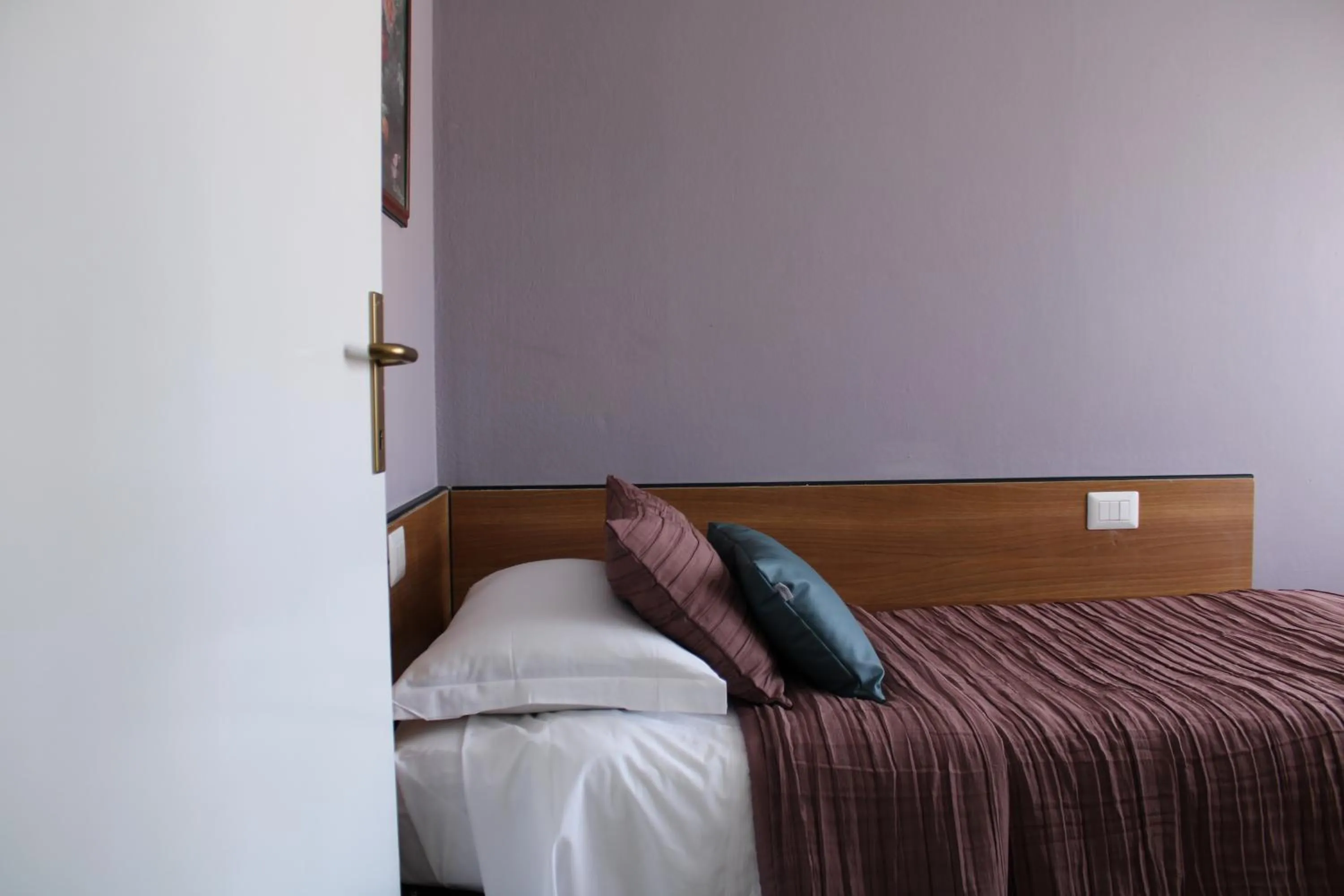 Bedroom, Bed in Residence Royal House