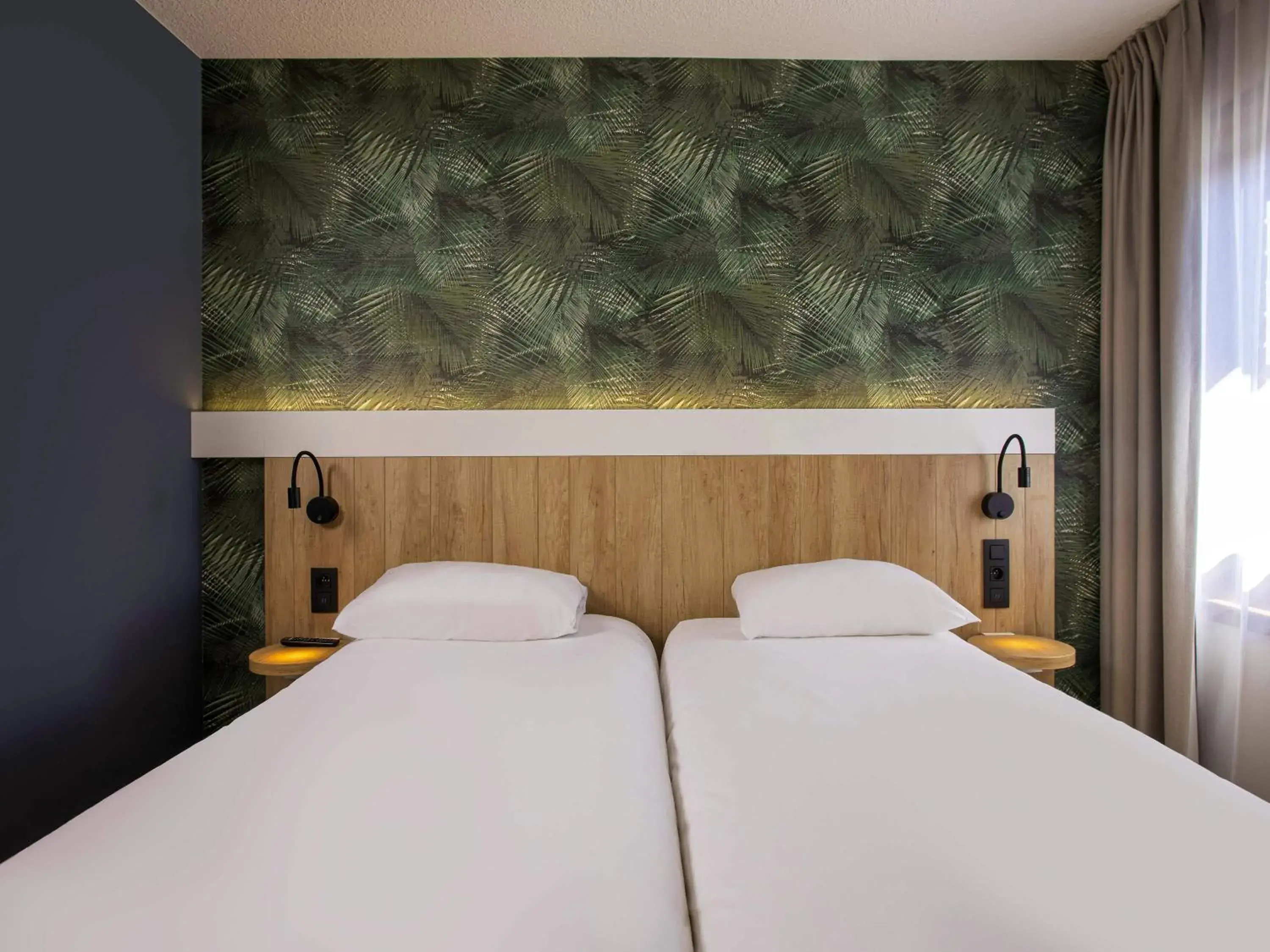 Bedroom, Bed in ibis Brussels Waterloo Bedroom, Bed in ibis Brussels Waterloo