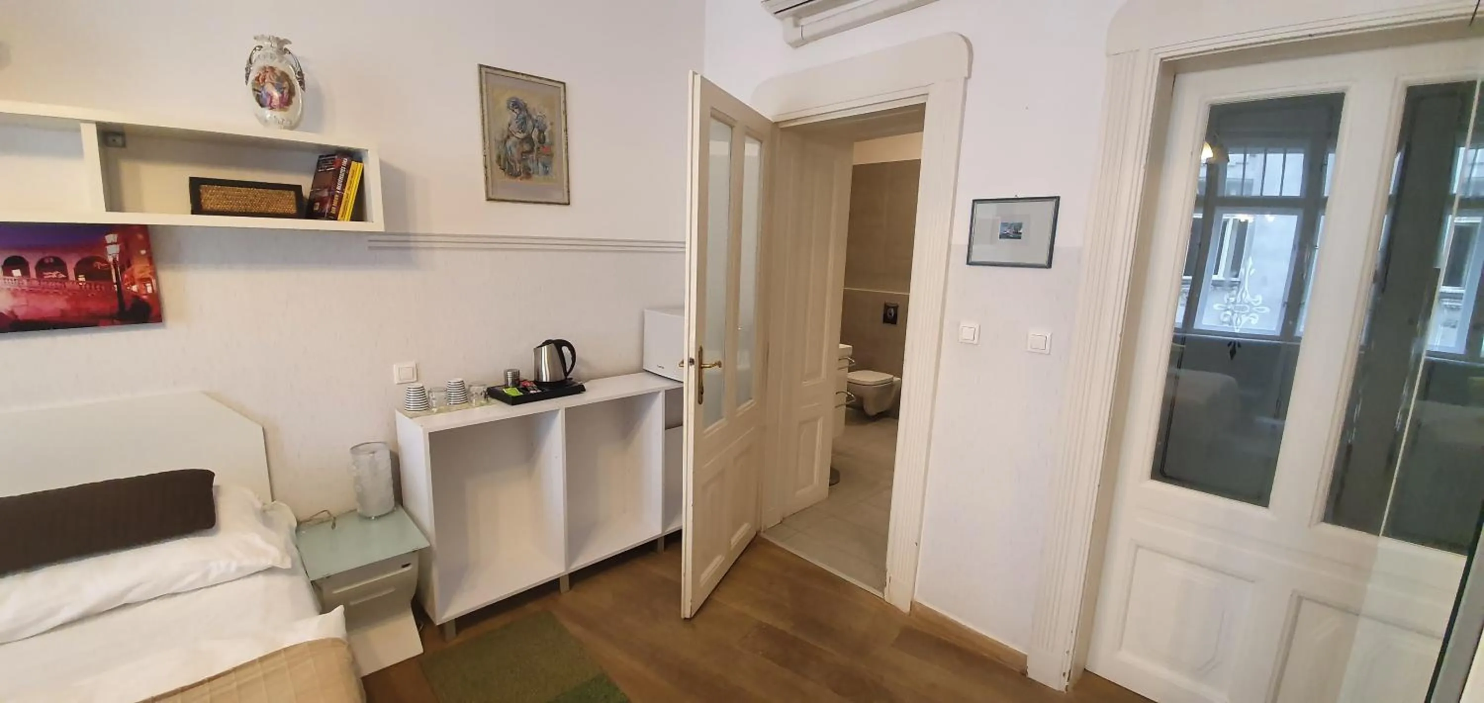 Butterfly Home Danube