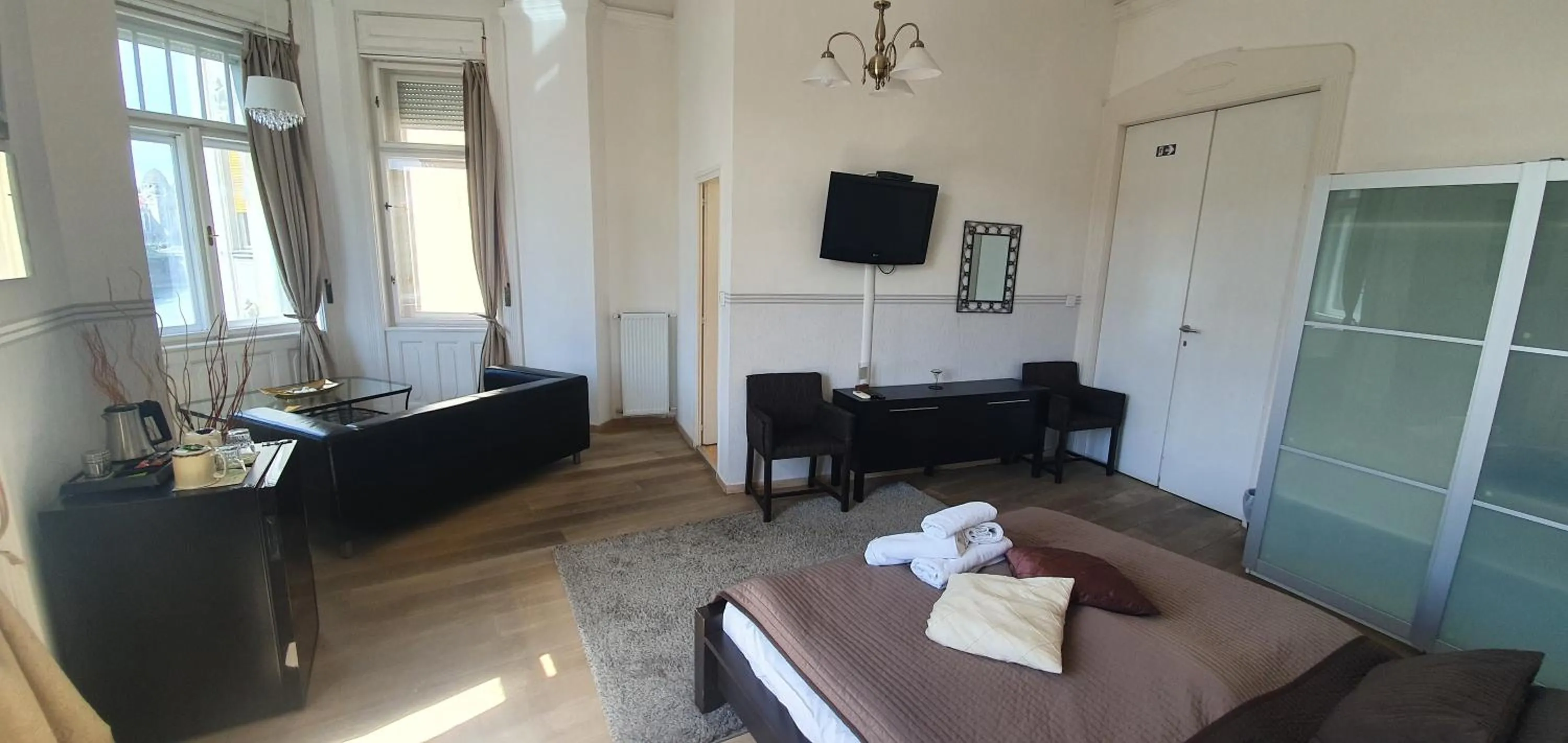 Bed in Butterfly Home Danube