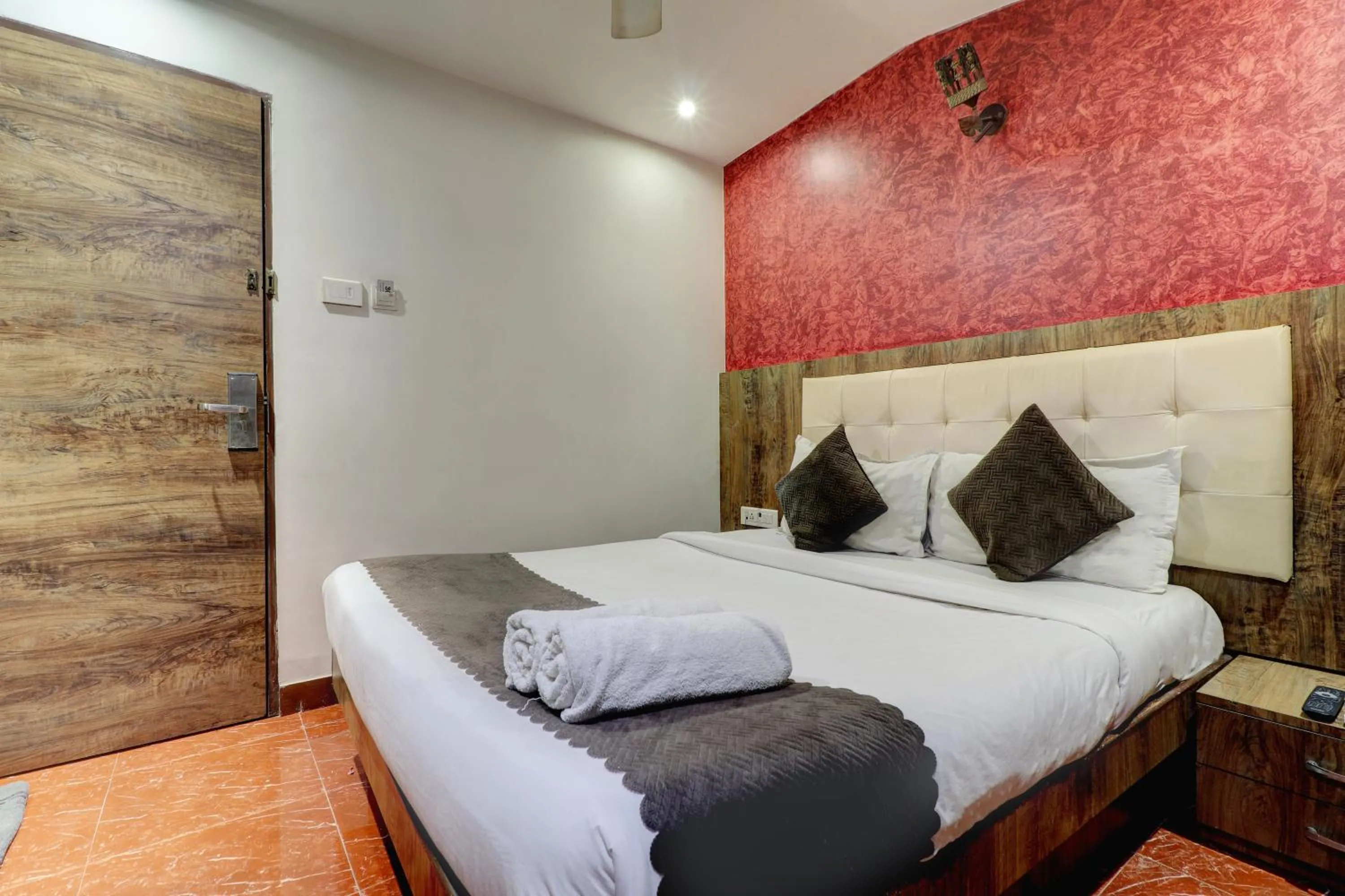 Bedroom, Bed in Hotel A. K. International - Fort