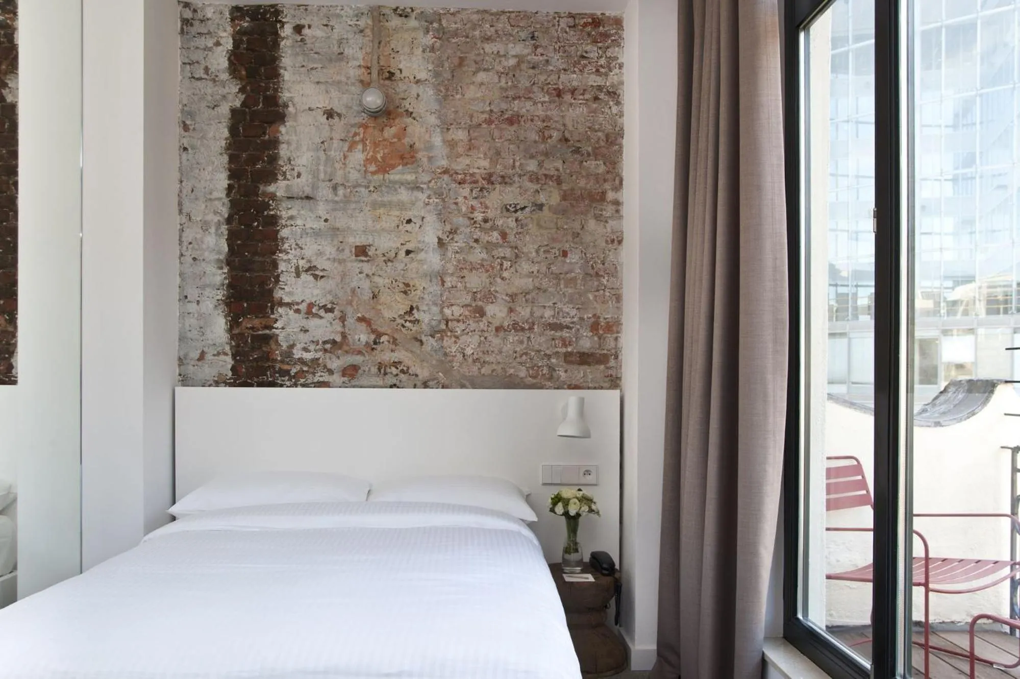 City view, Bed in 9Hotel Central