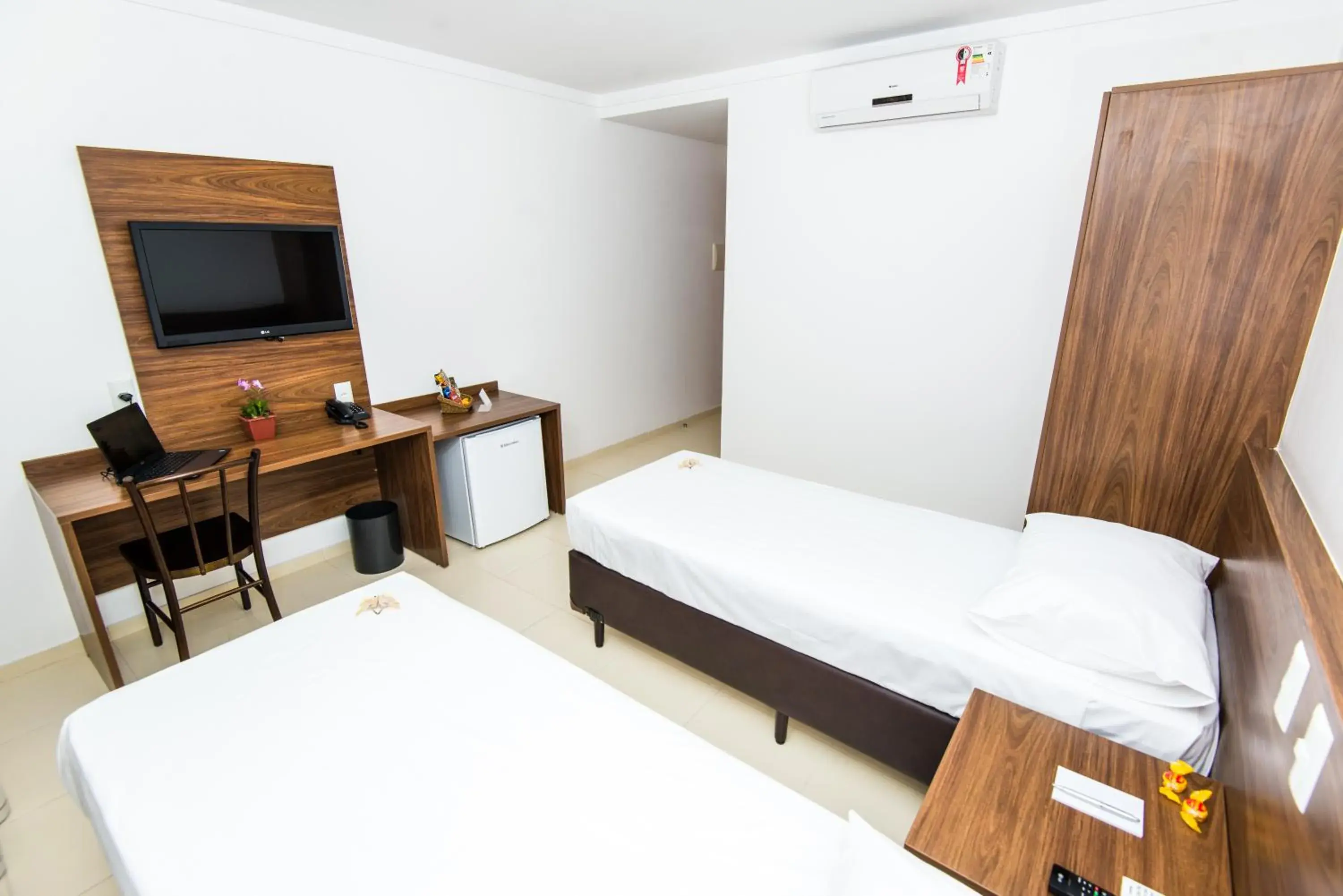 Standard Twin Room - single occupancy in Hotel Jardins Standard Twin Room - single occupancy in Hotel Jardins