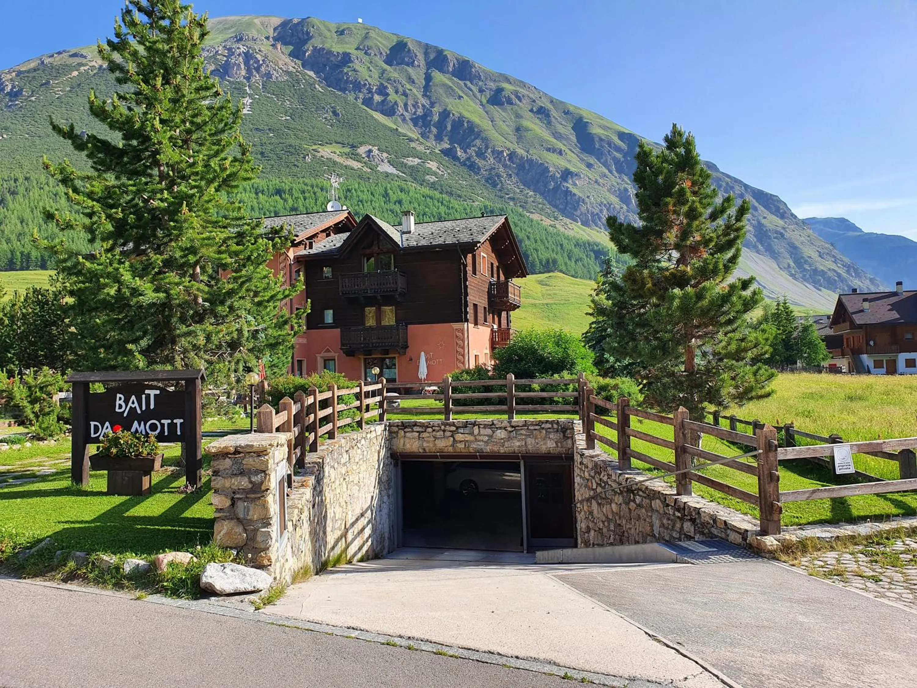 Property logo or sign in Residence Bait da Mott