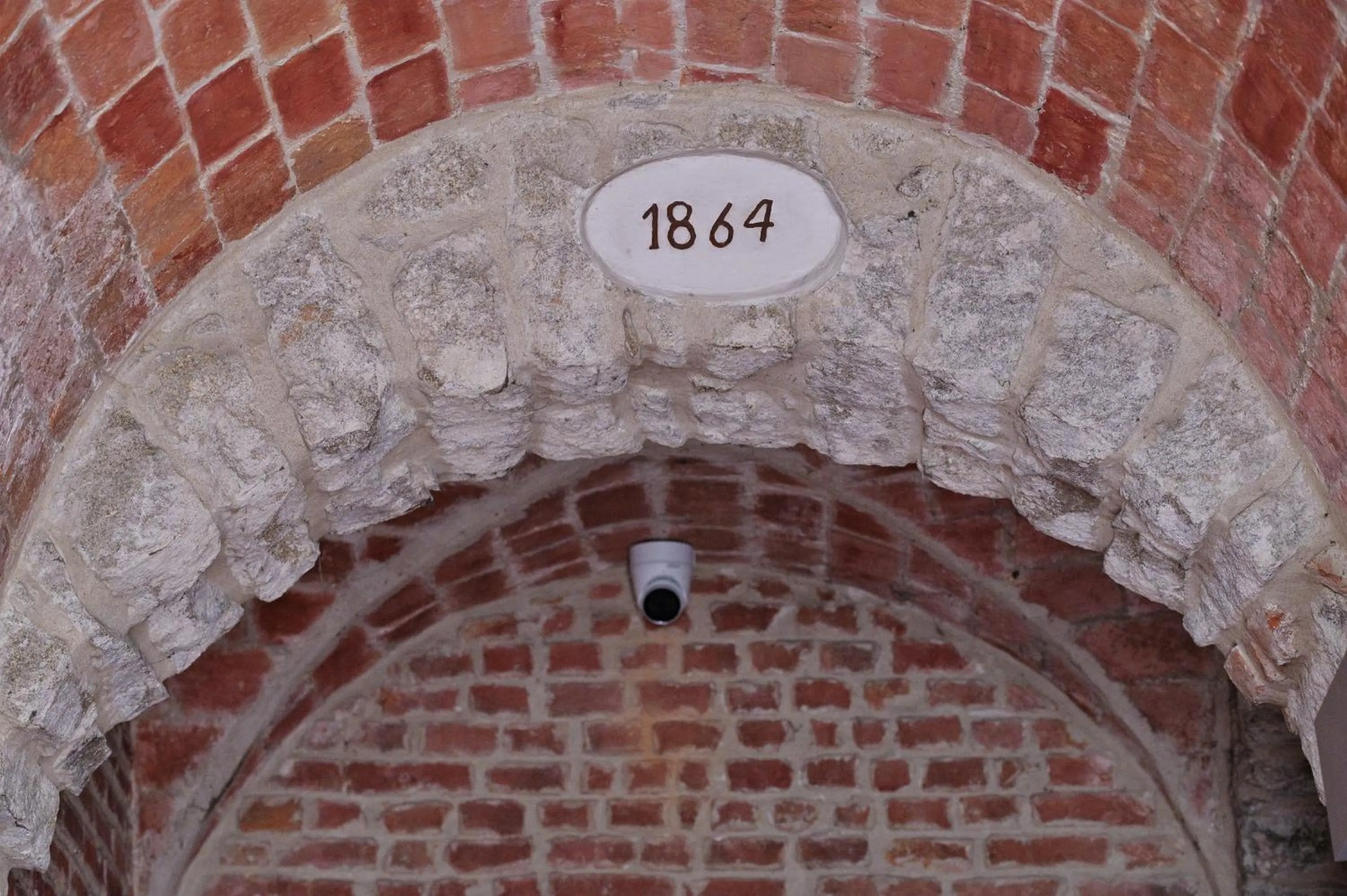 Property building in Kallisté