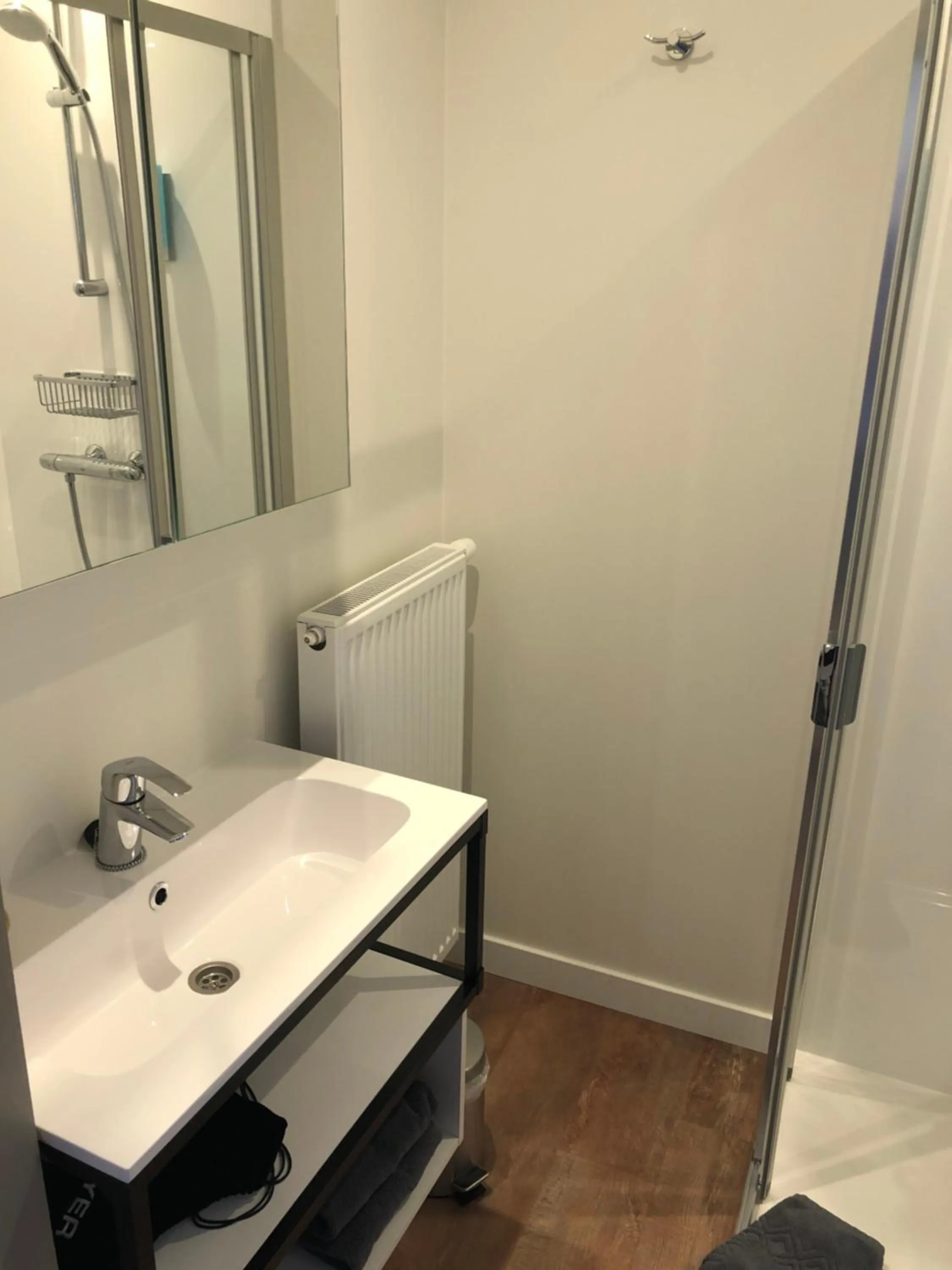 Bathroom in Hotel Asiris