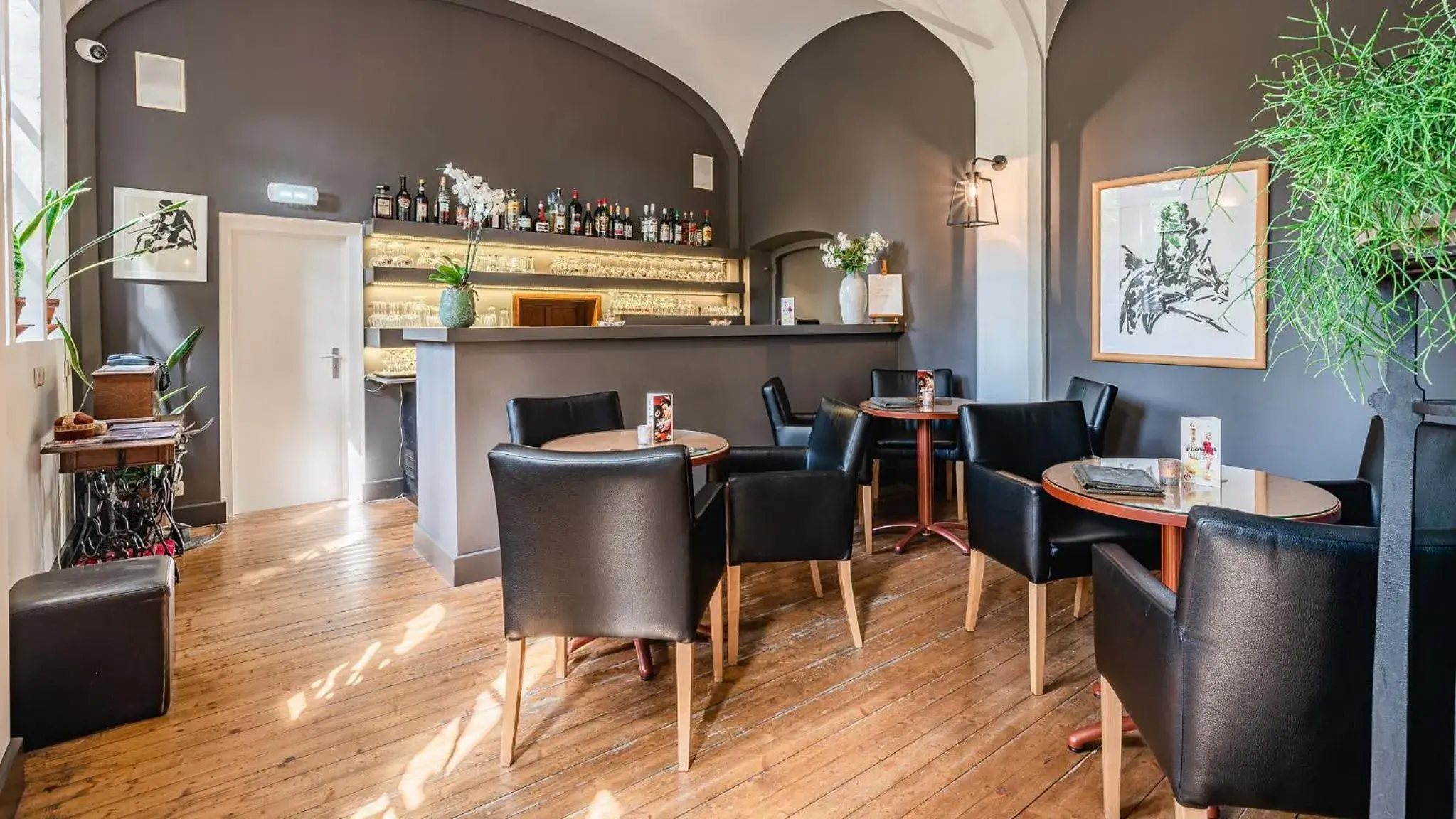 Lounge or bar in Hotel Monasterium PoortAckere Ghent Lounge or bar in Hotel Monasterium PoortAckere Ghent