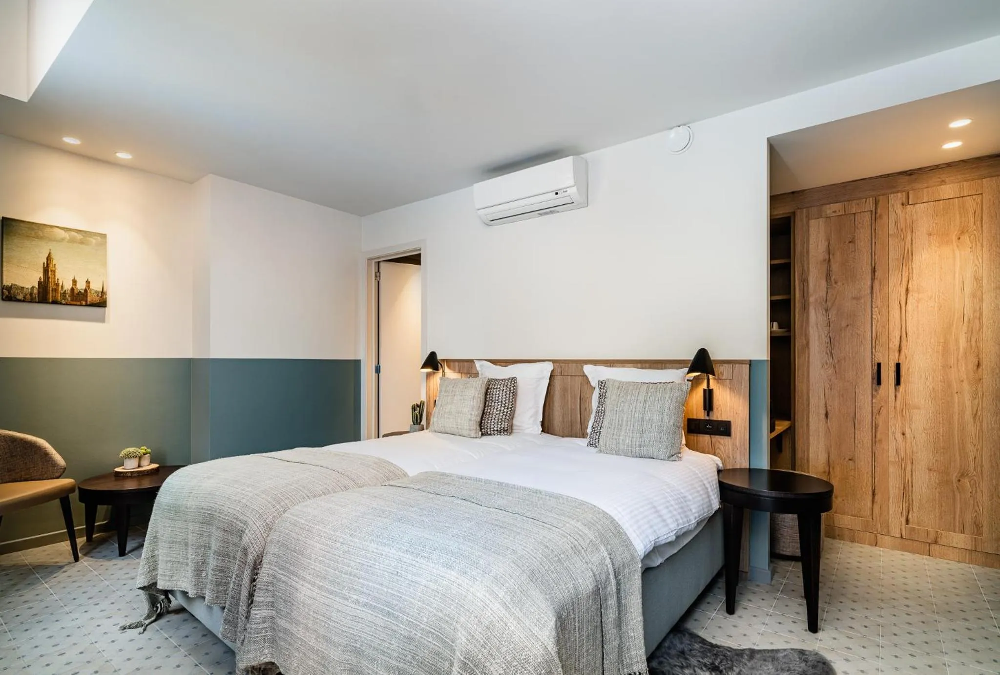 Bed in Hotel Monasterium PoortAckere Ghent