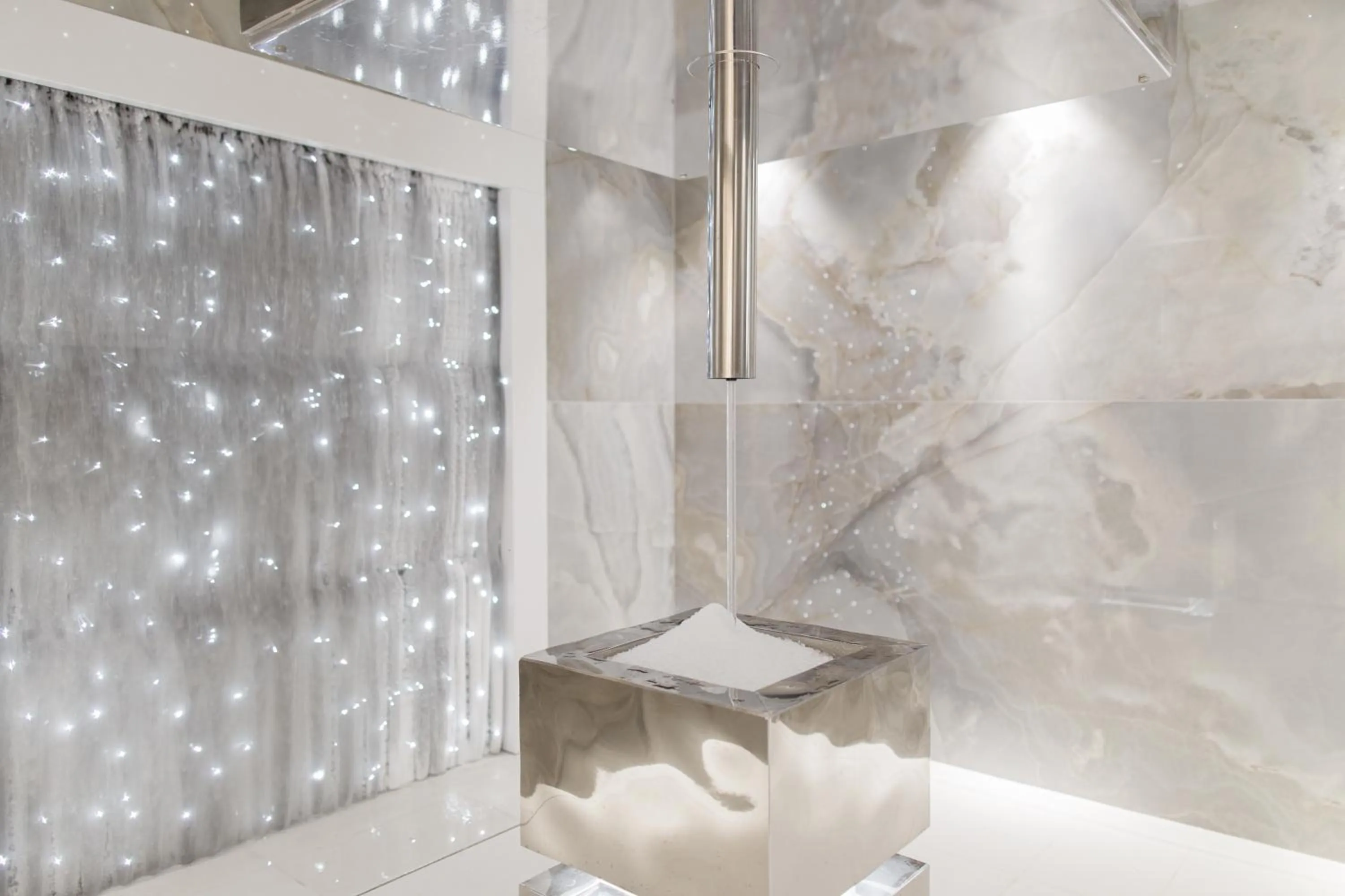 Spa and wellness centre/facilities in Hôtel Marinca & Spa