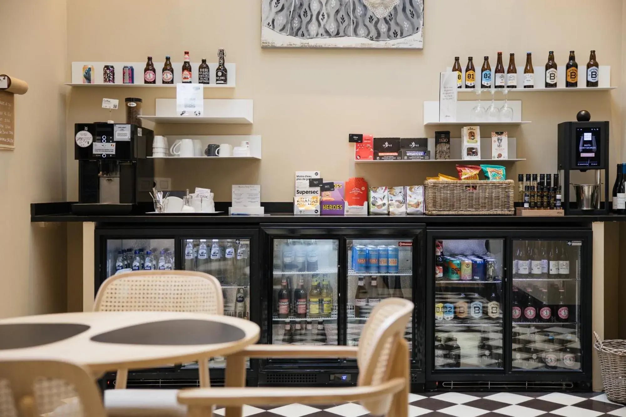 Lounge or bar in Hotel Made In Louise Lounge or bar in Hotel Made In Louise