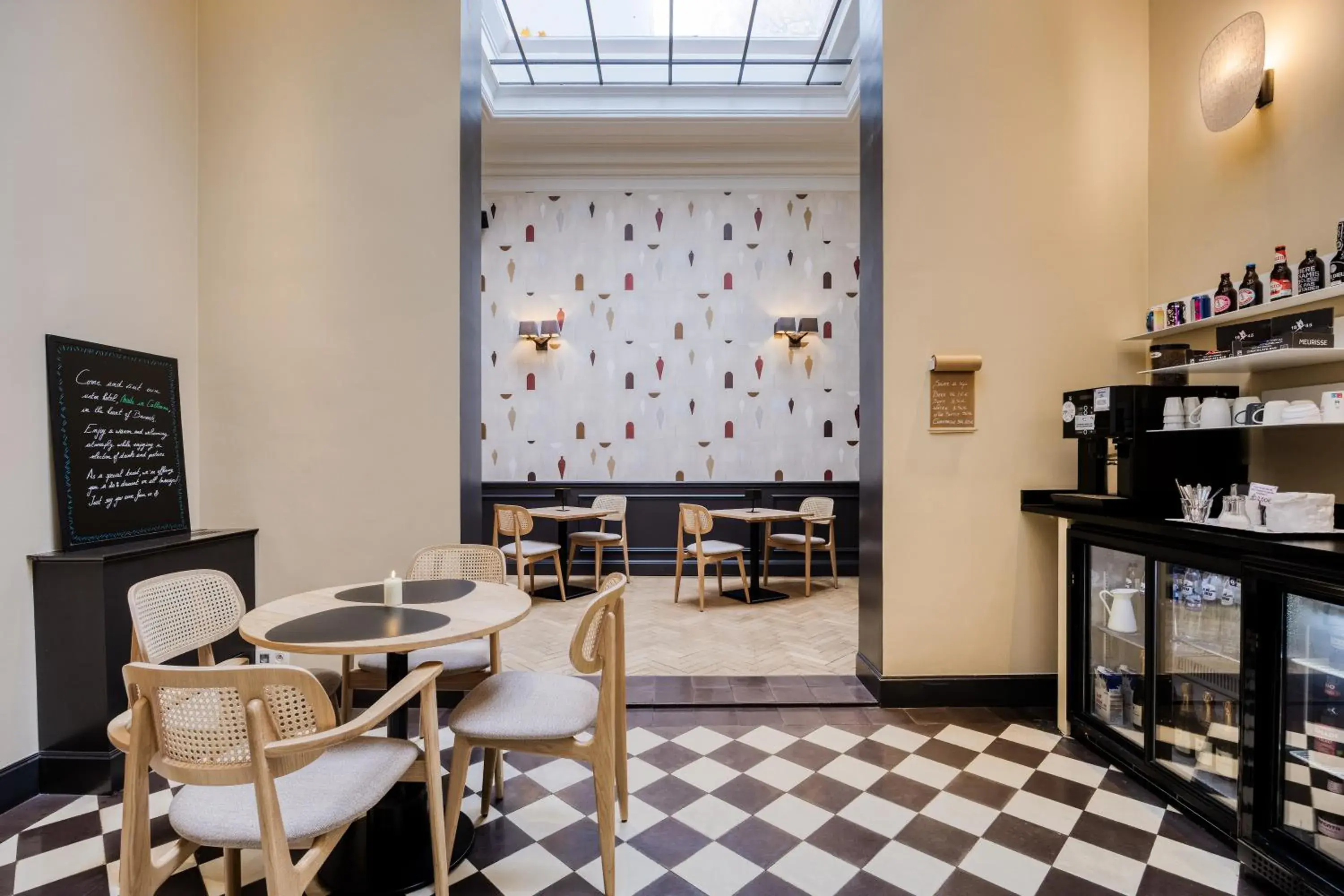 Lounge or bar in Hotel Made In Louise Lounge or bar in Hotel Made In Louise