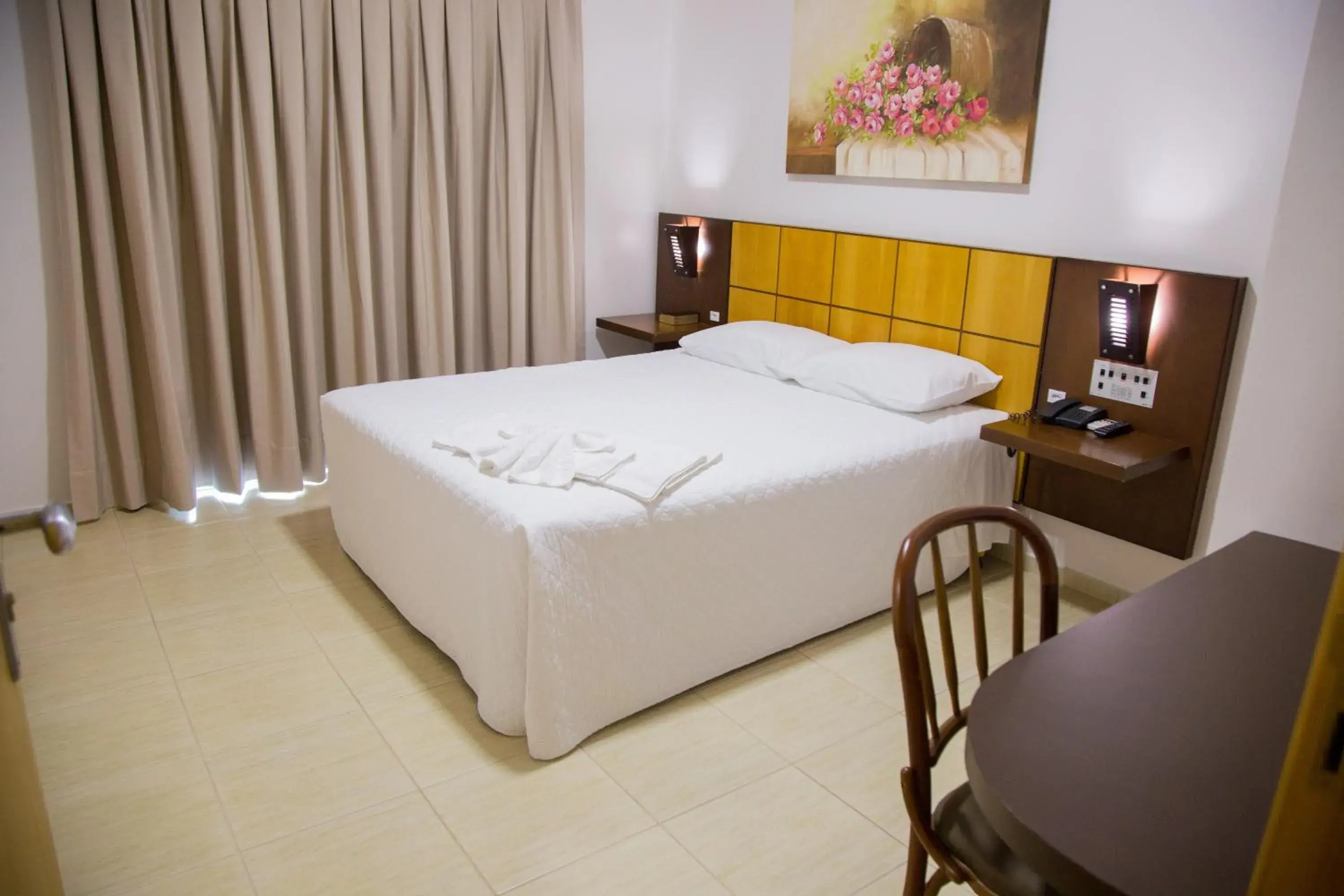 Double Room in Dois Vizinhos Palace Hotel Double Room in Dois Vizinhos Palace Hotel