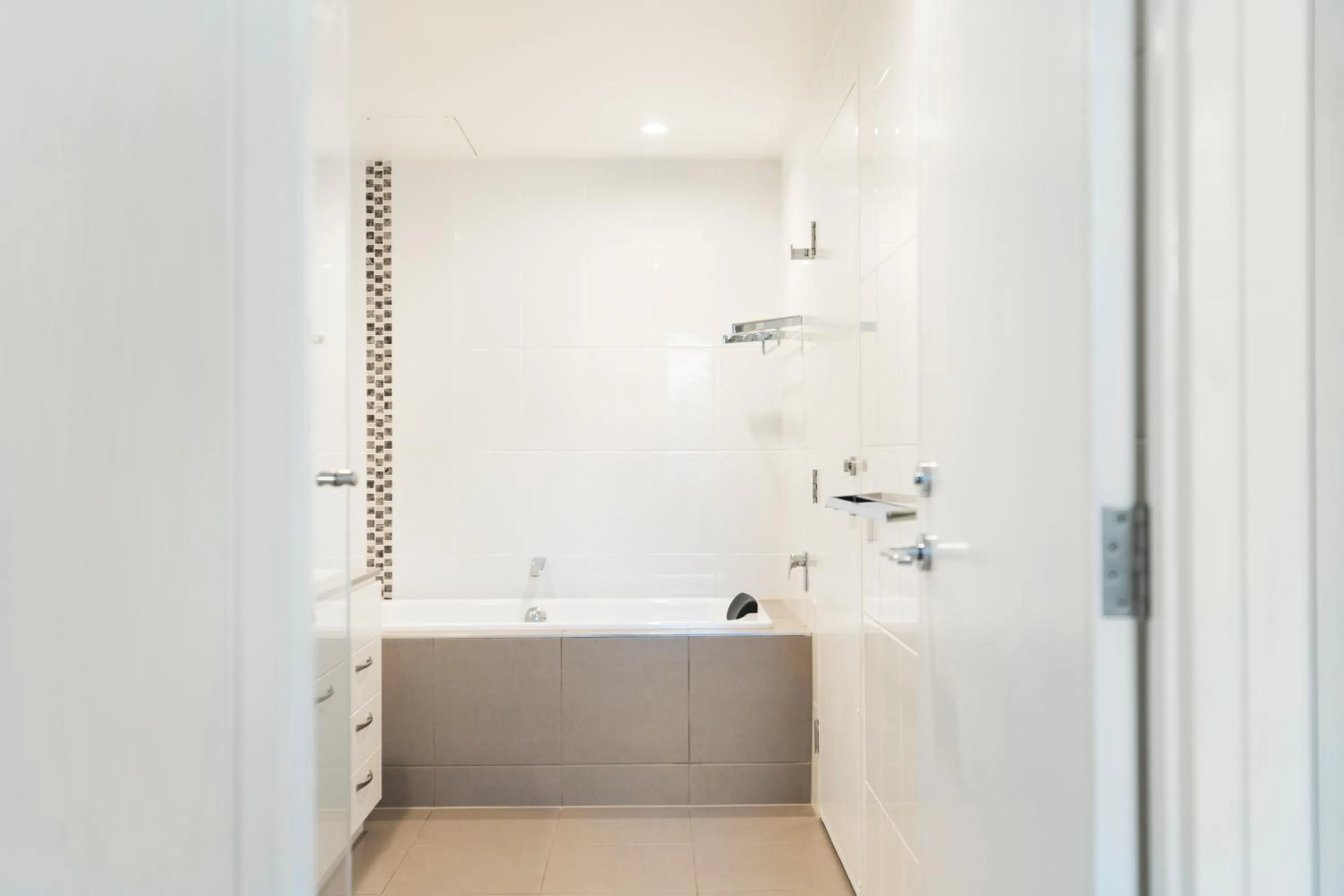 Bathroom in Laguna on Hastings