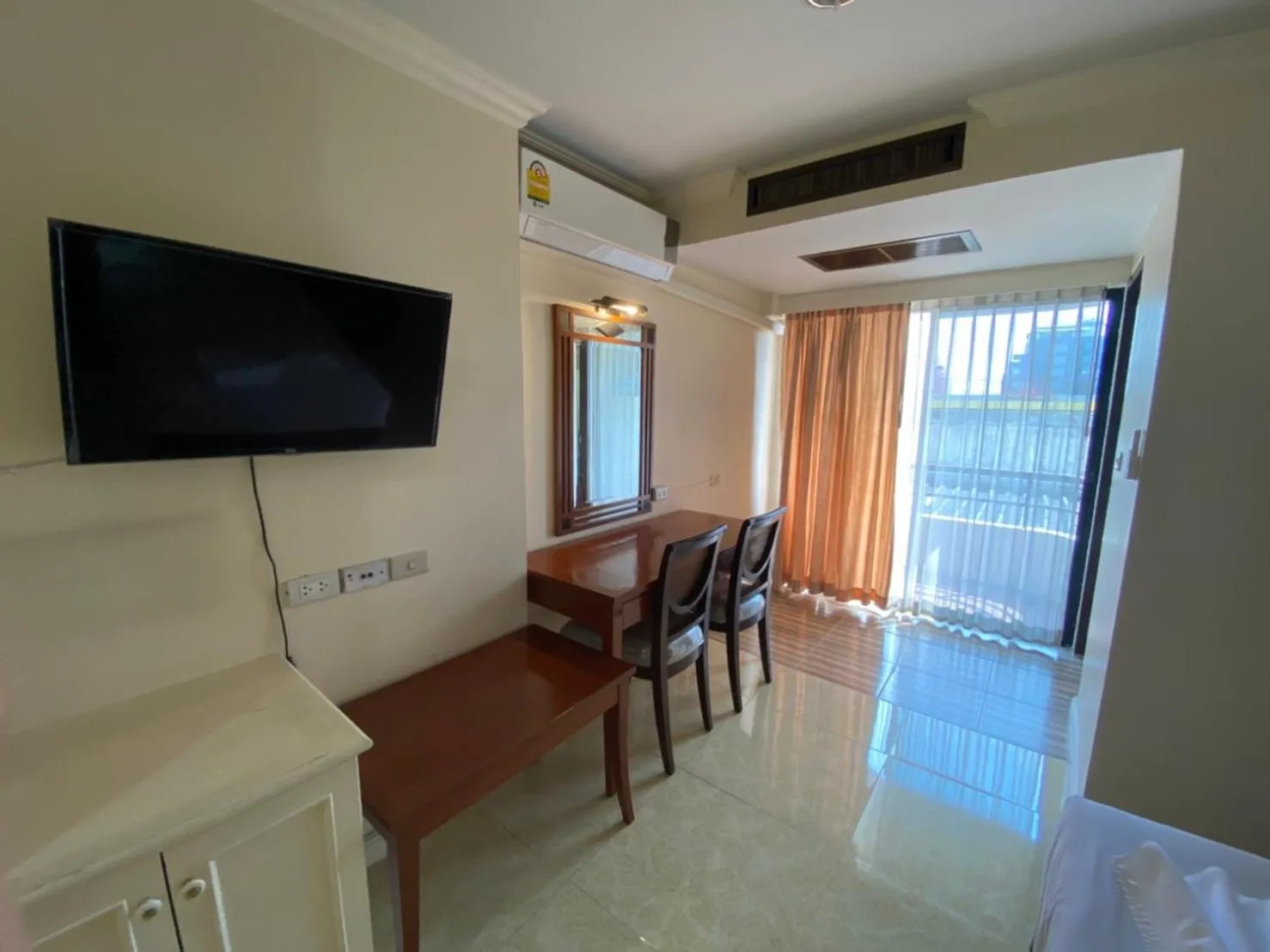 Bed in Jumbotel Hotel