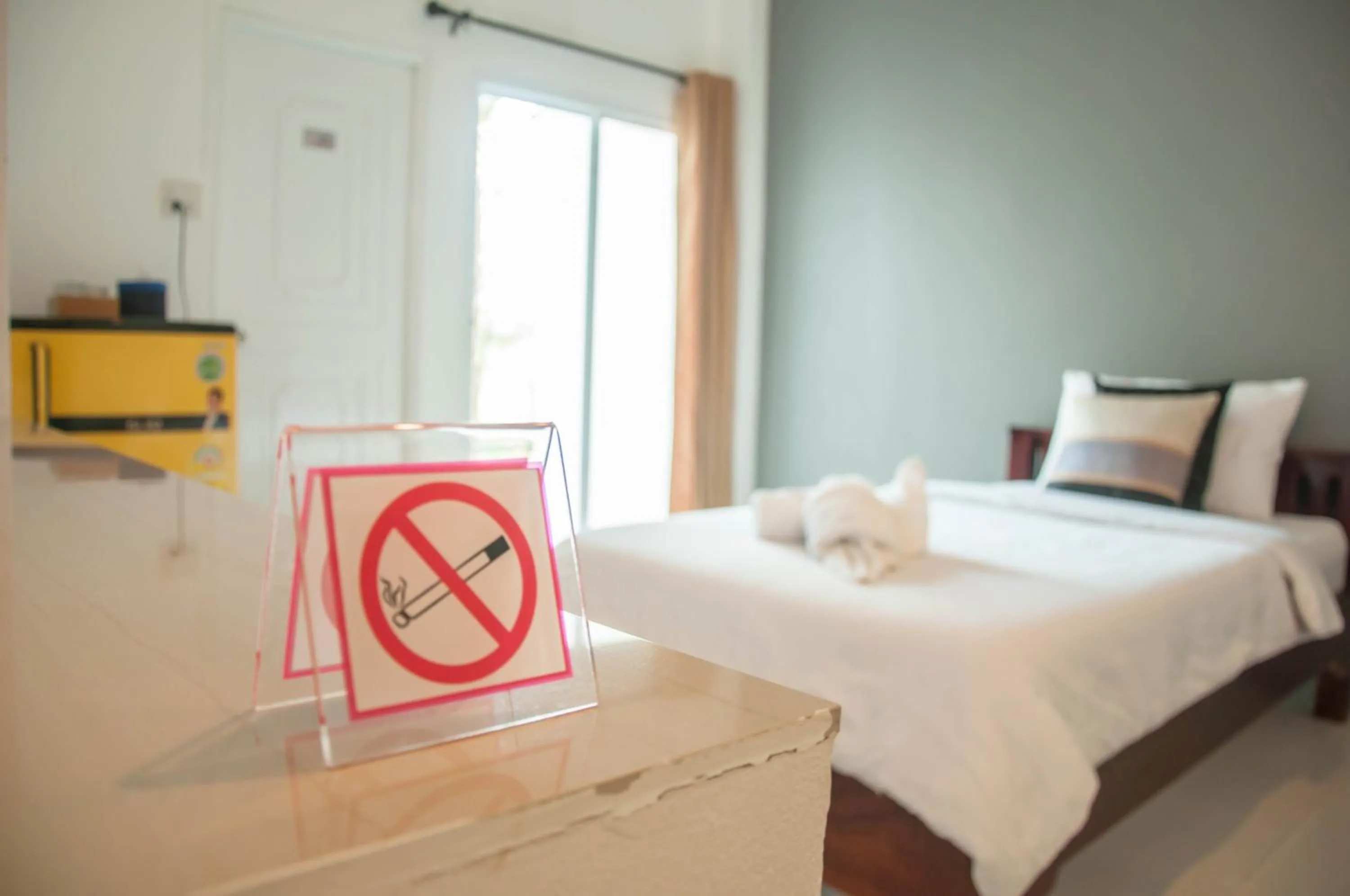 Photo of the whole room, Bed in Baanlugchange Hotel โรงแรมบ้านลูกช้าง