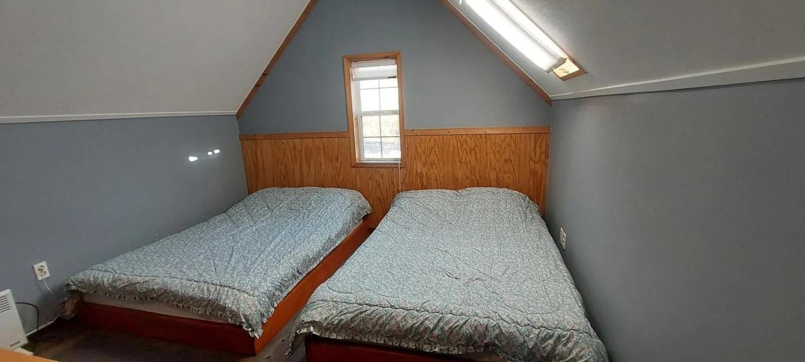 Bed in Soop and Soop Pension