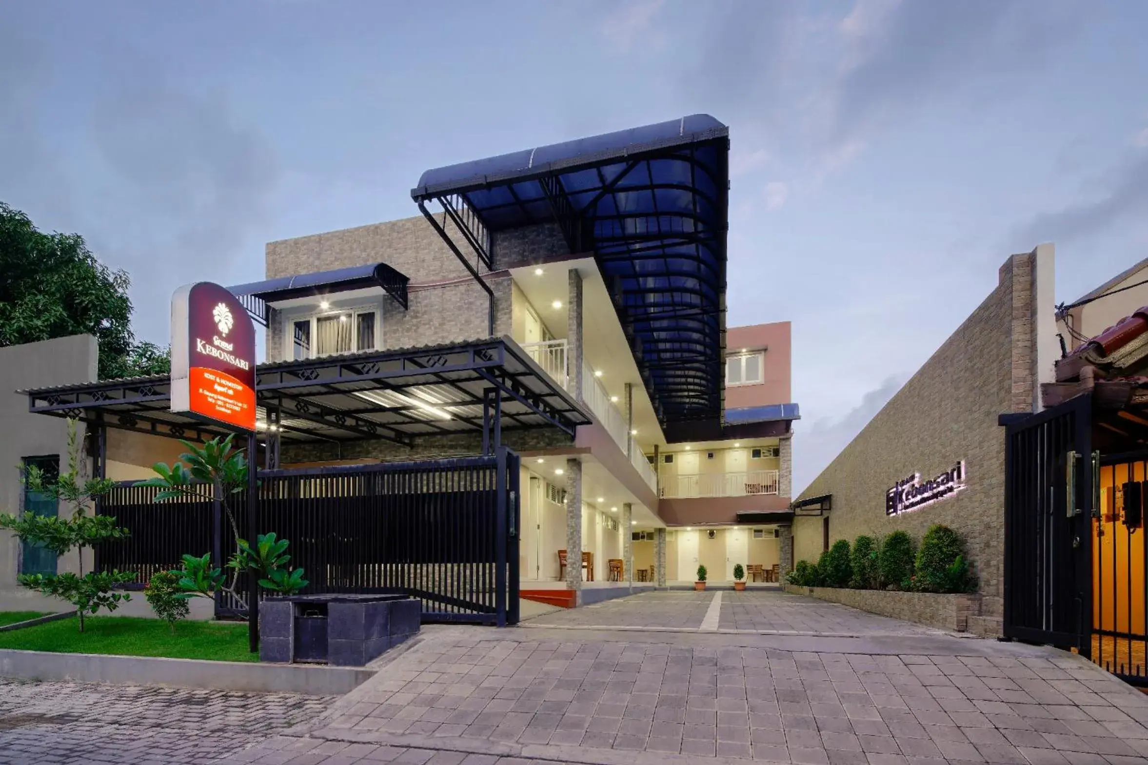 Grand Kebonsari Guesthouse Grand Kebonsari Guesthouse