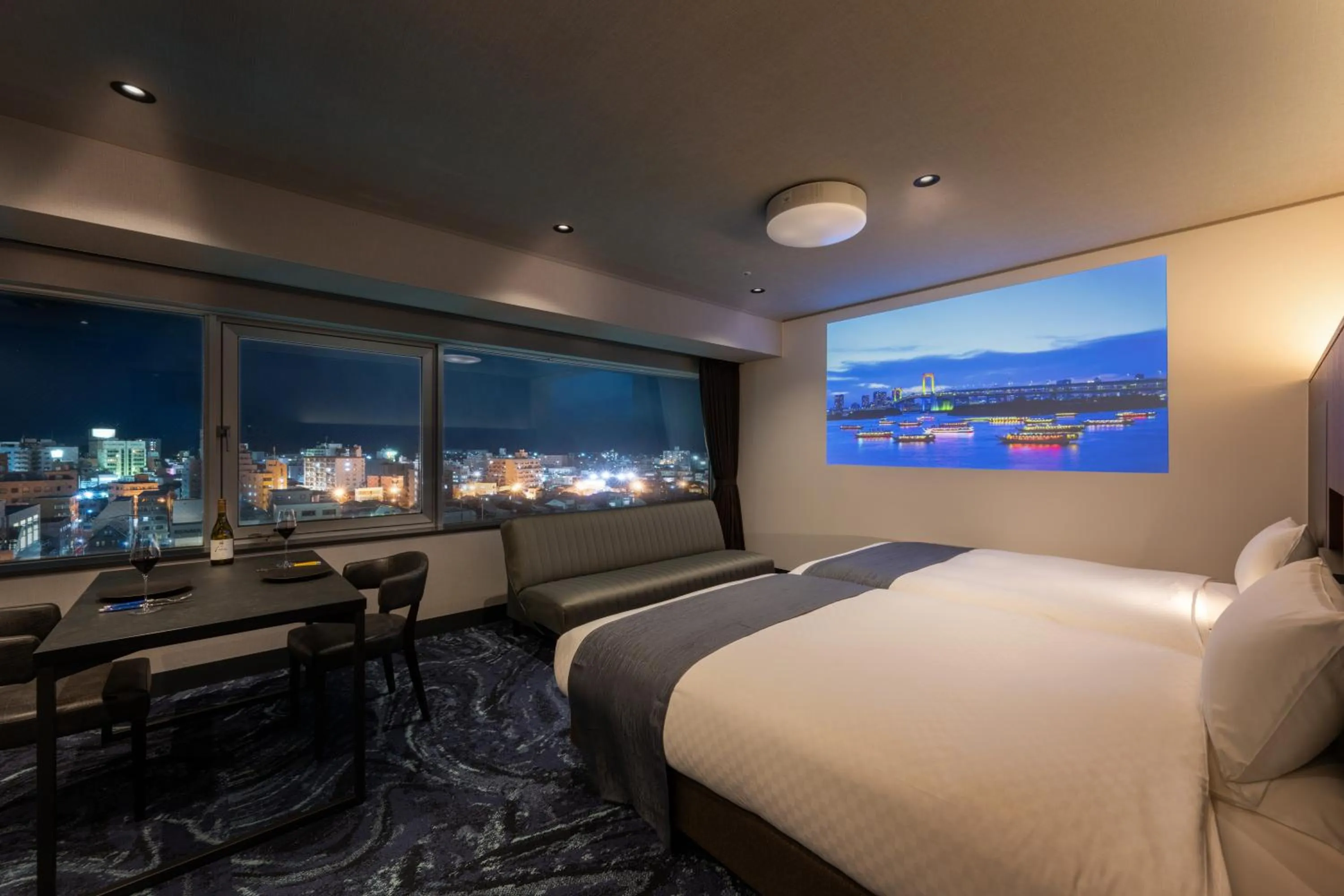 Photo of the whole room, Bed in Niigata Grand Hotel