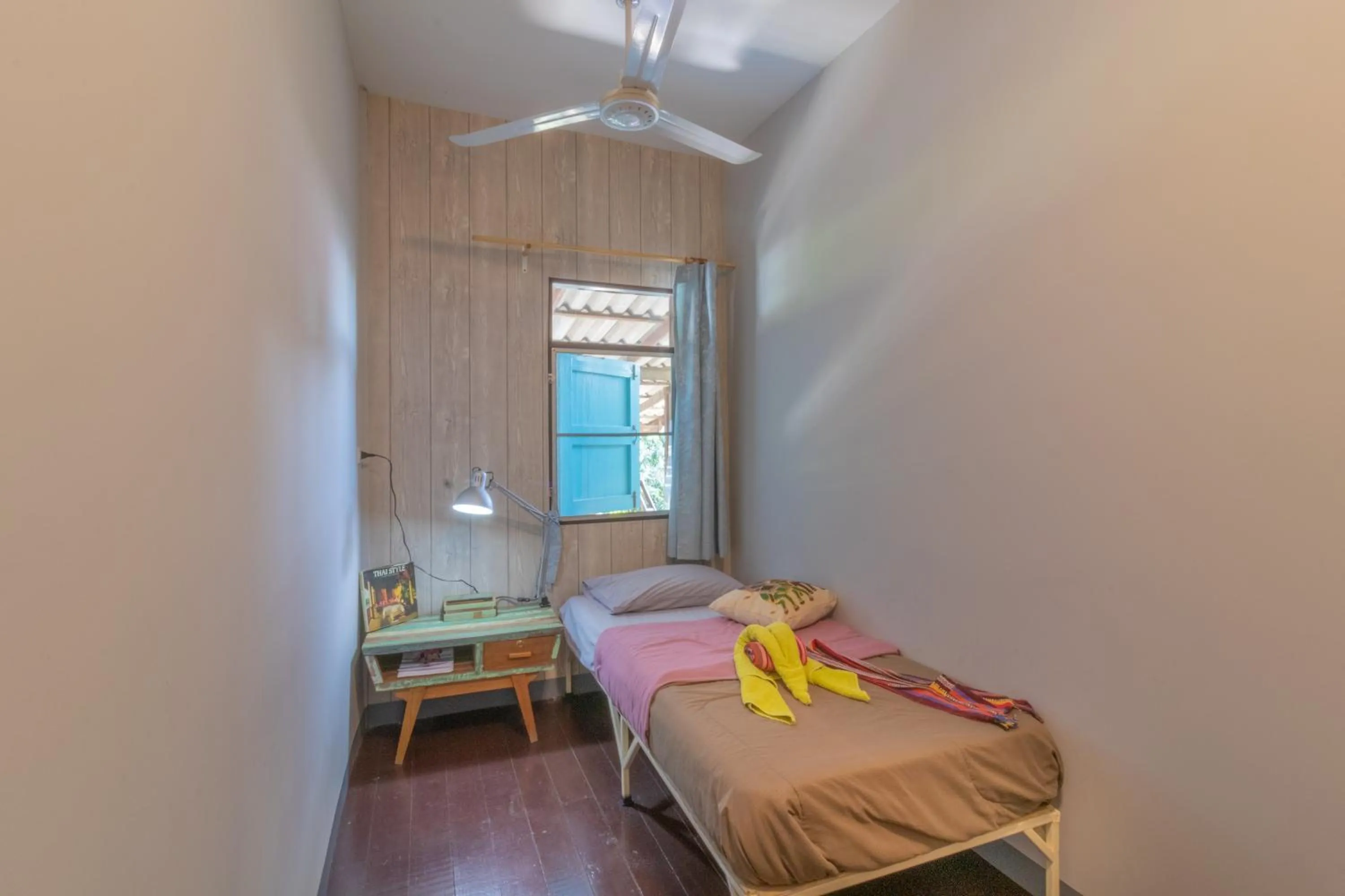 Bed in Sor Vorapin Muay Thai Home