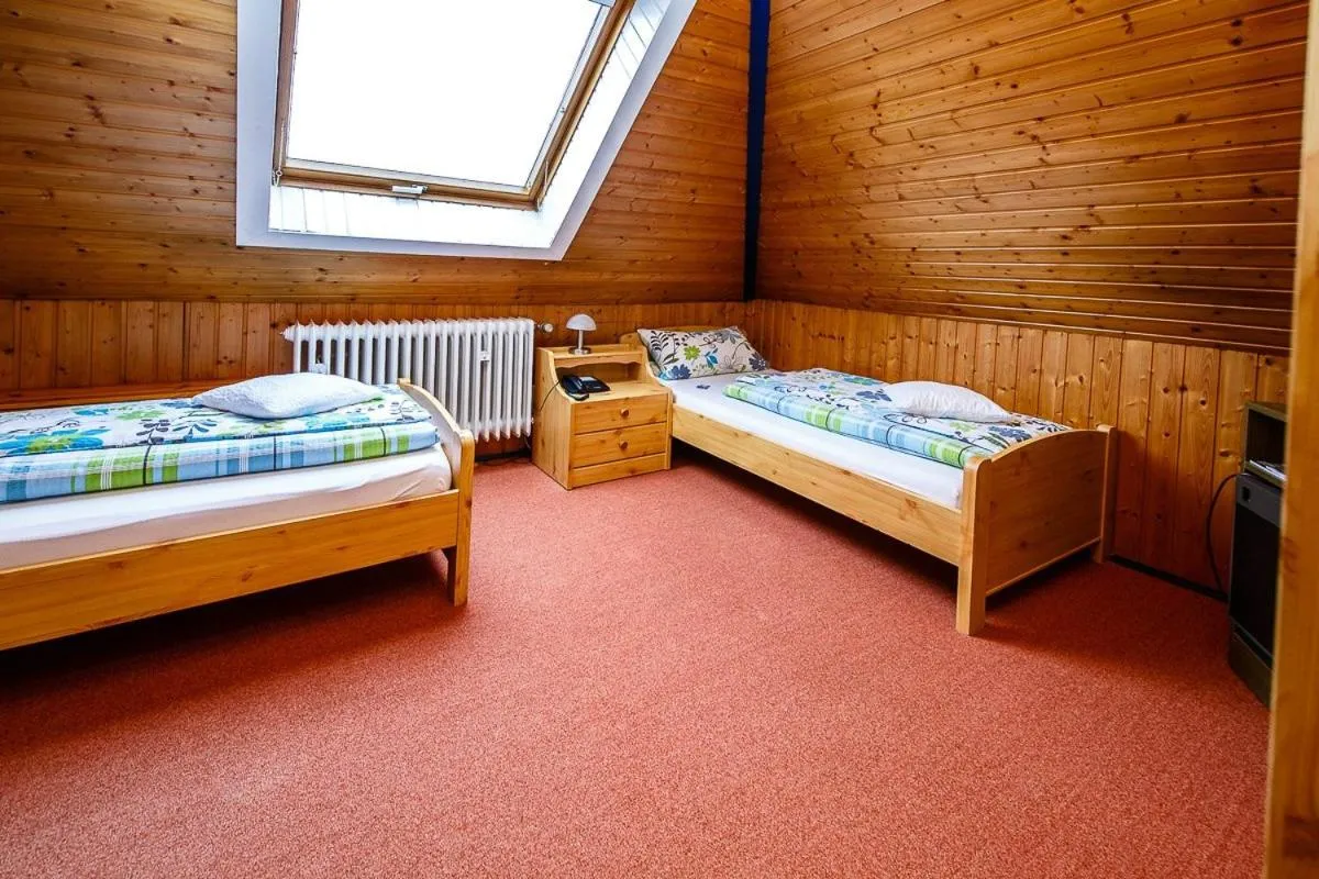 Bed in Villa Bruderfels, Garni