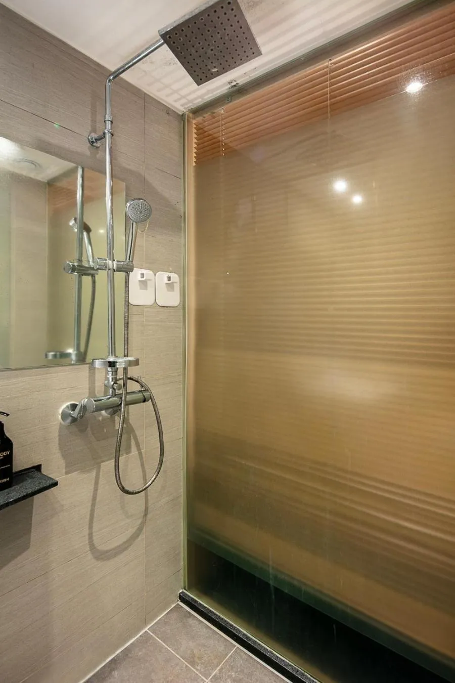 Shower in The Best Jeju Seongsan