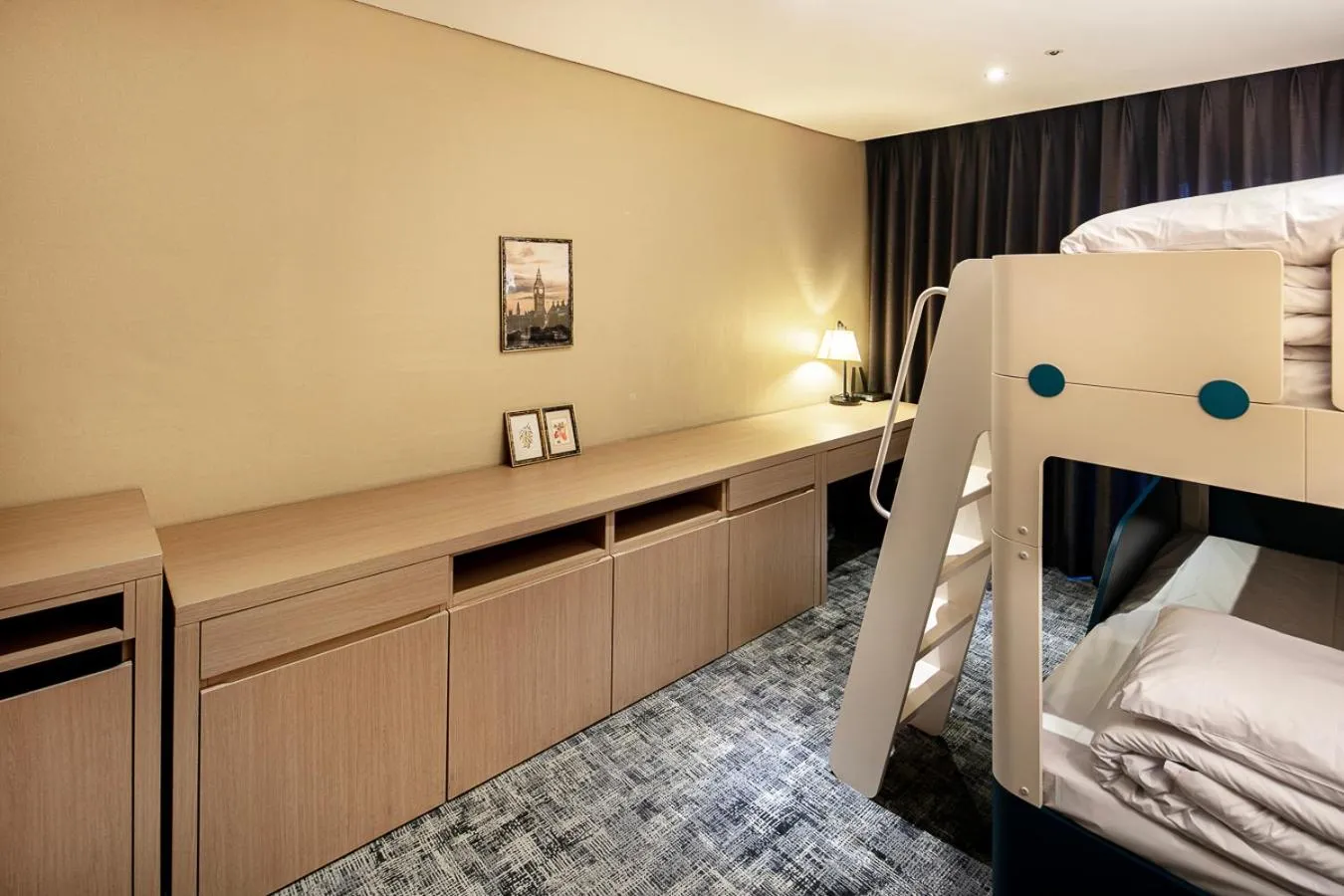 bunk bed, Bed in The Best Jeju Seongsan