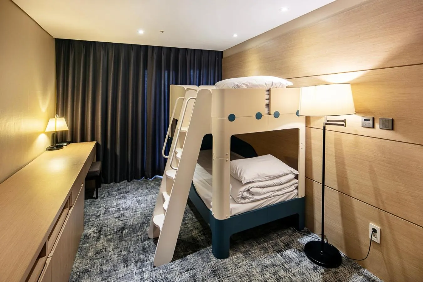 bunk bed, Bed in The Best Jeju Seongsan