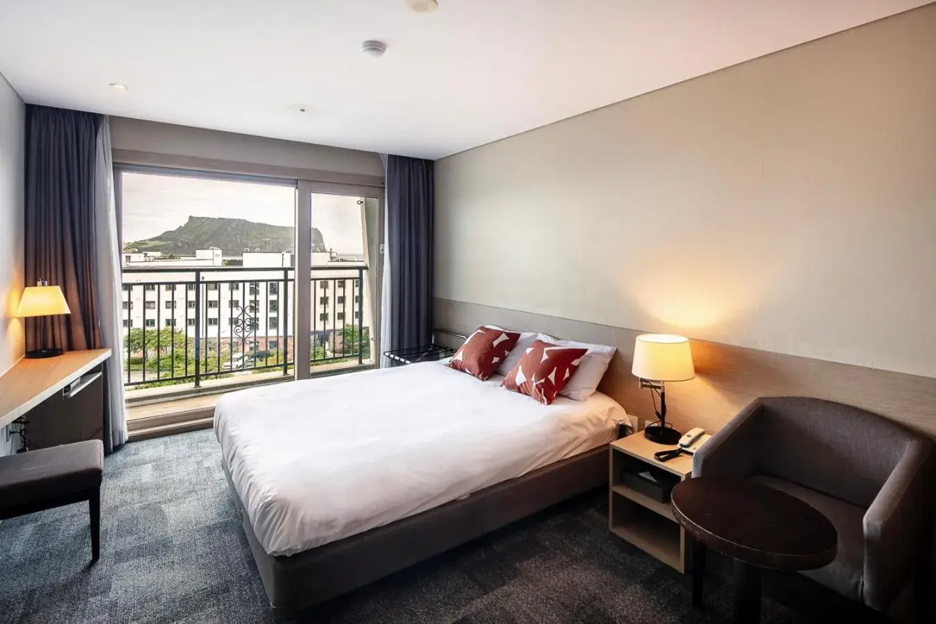 Deluxe Double Room with Sea View in The Best Jeju Seongsan Deluxe Double Room with Sea View in The Best Jeju Seongsan