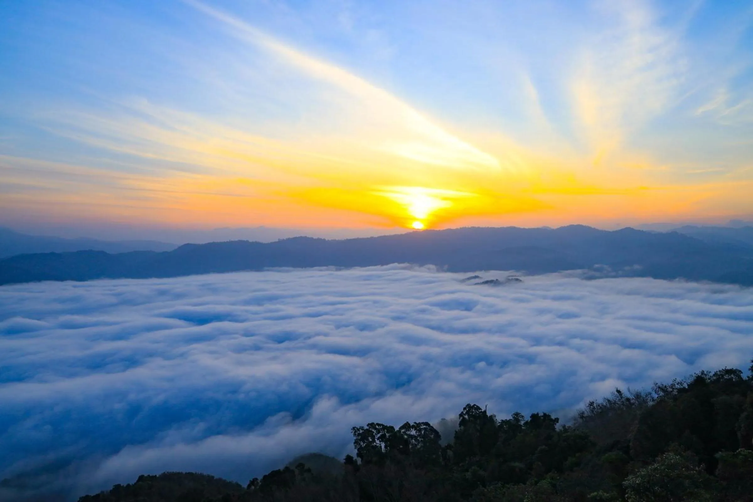 Mountain view in Betong Merlin Hotel
