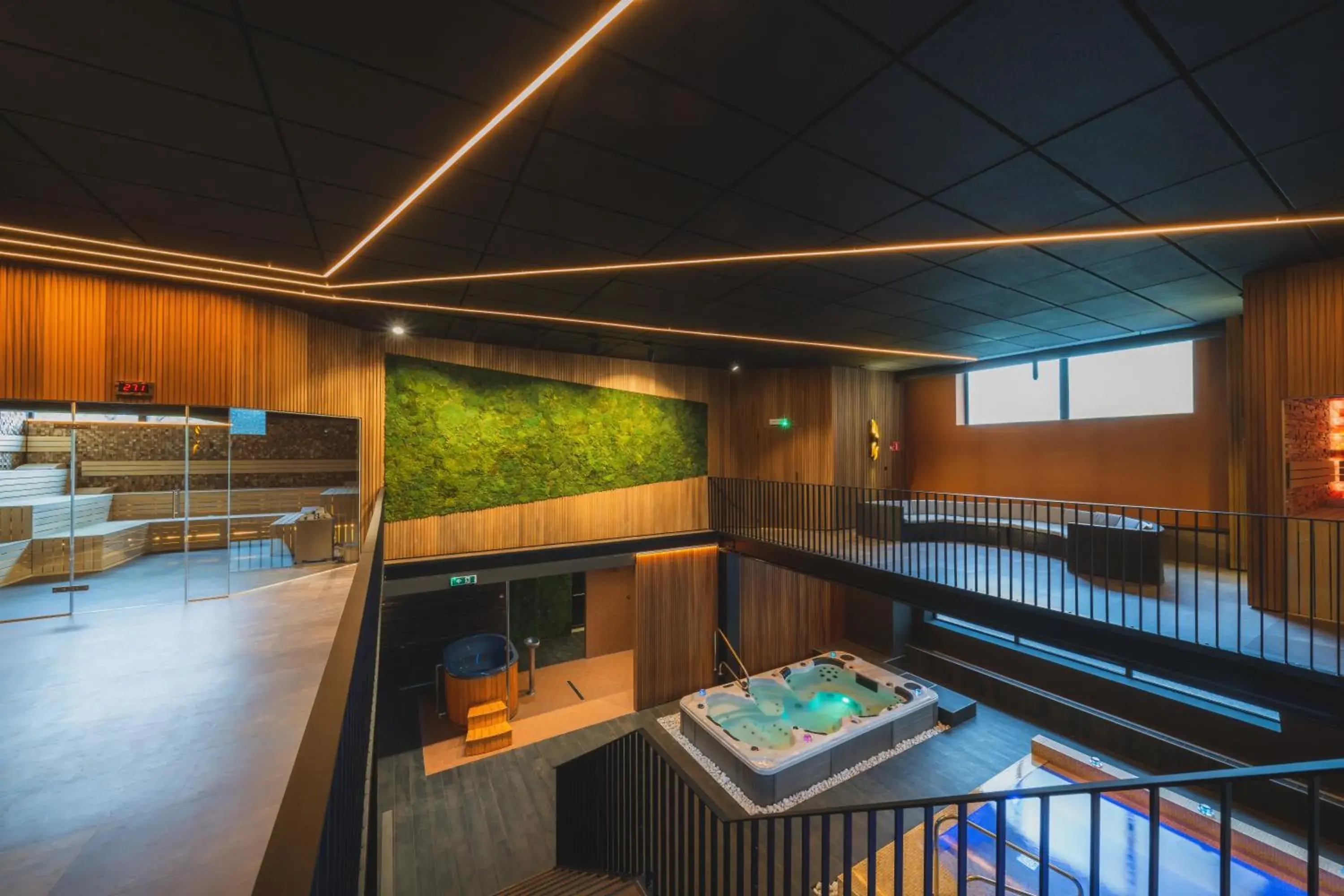 Spa and wellness centre/facilities in Hotel & Wellness Royal Astrid Spa and wellness centre/facilities in Hotel & Wellness Royal Astrid