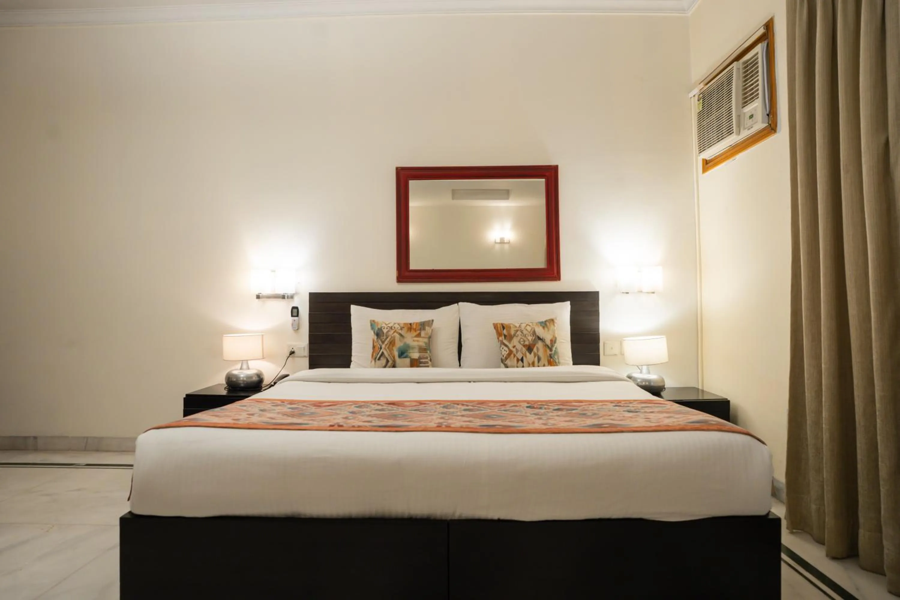 Bed in Ahuja Residency Cyber City I